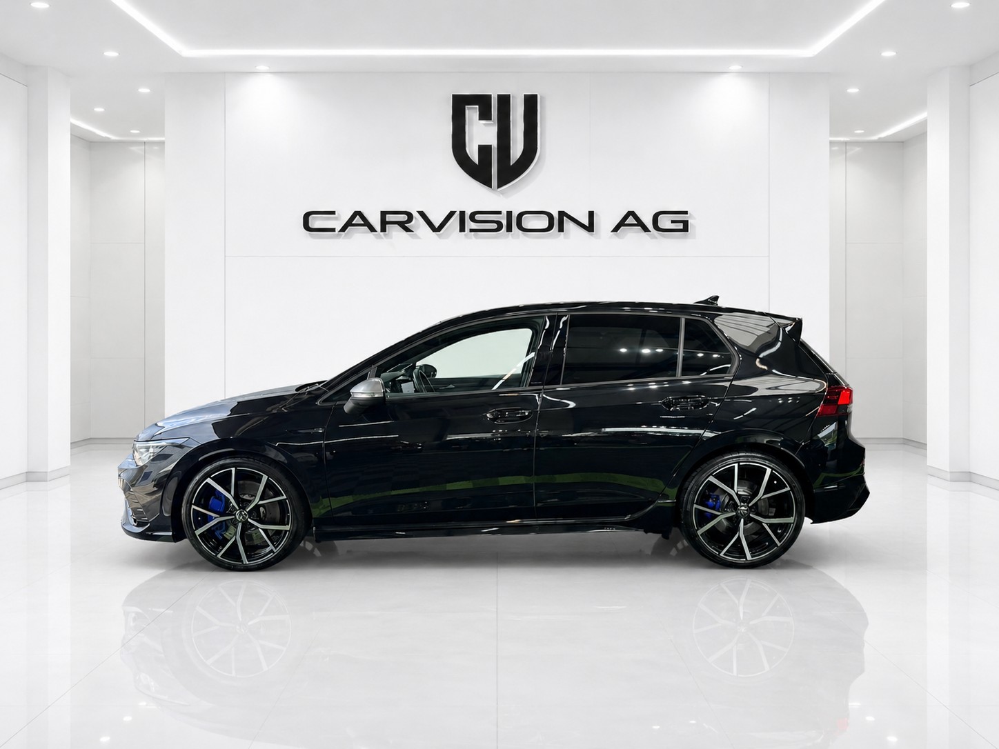 VW Golf 2.0 TSI R DSG 4Motion-image-3
