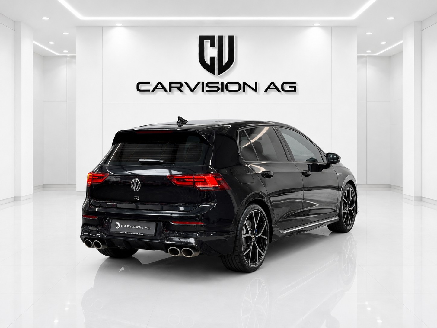 VW Golf 2.0 TSI R DSG 4Motion-image-6