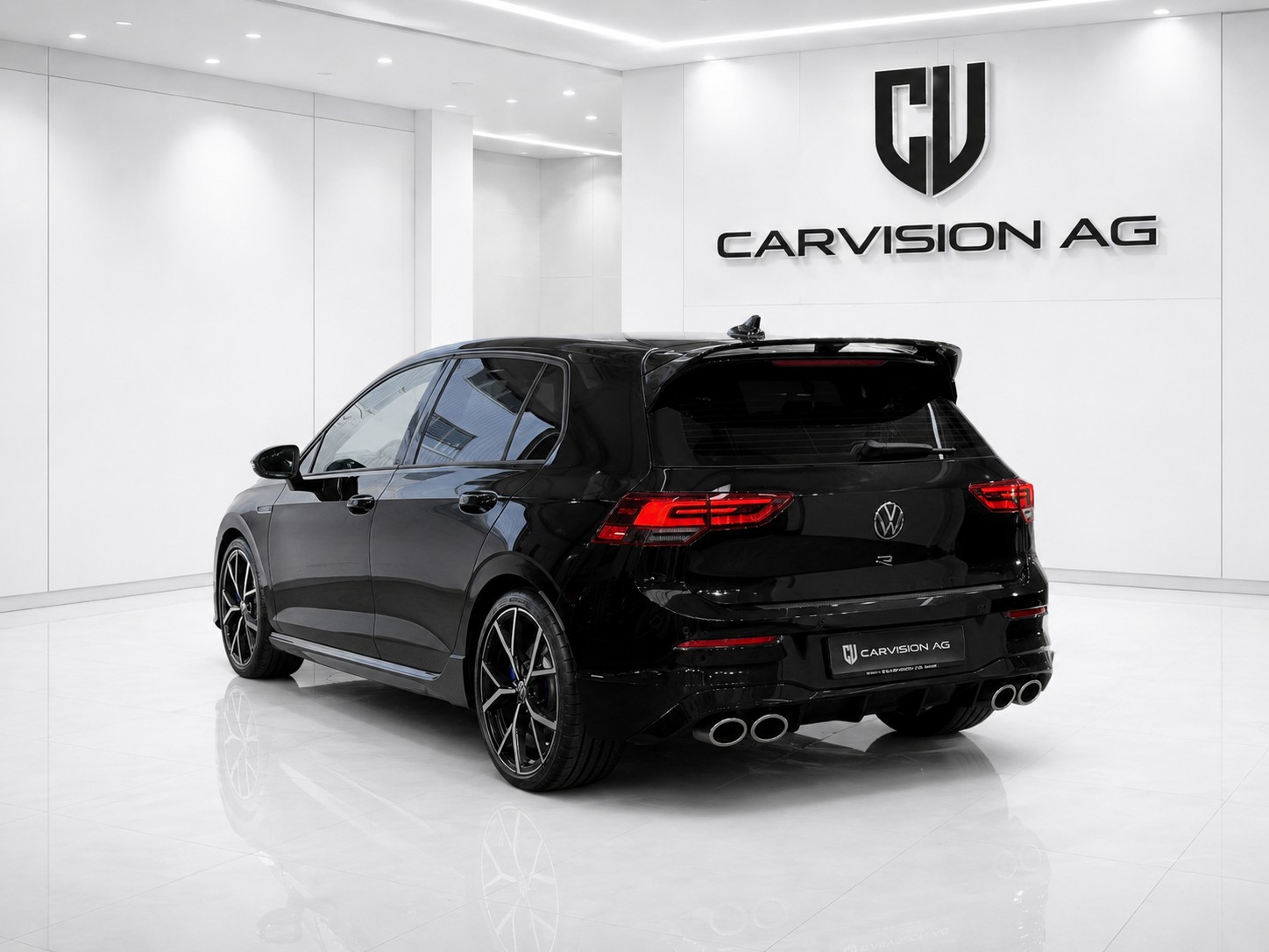 VW Golf 2.0 TSI R DSG 4Motion-image-4