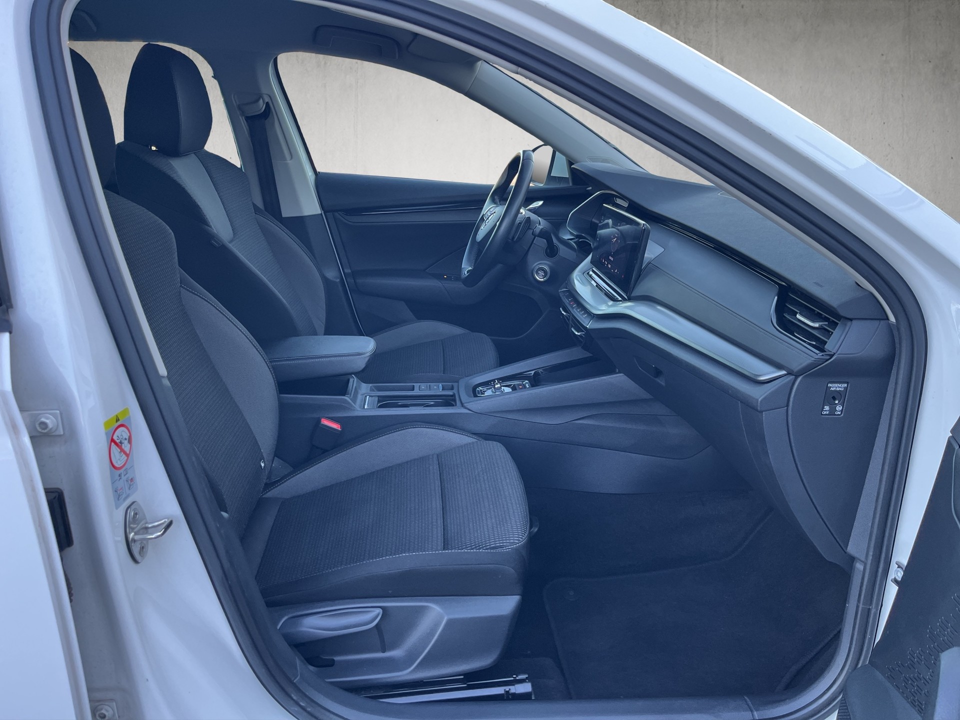 SKODA Octavia Combi 2.0 TDI DSG Ambition 4x4-image-10