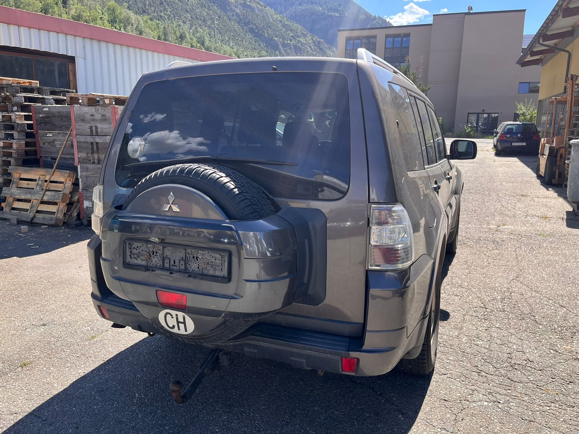 MITSUBISHI Pajero 3.2 DI-D Swiss Professional-image-5