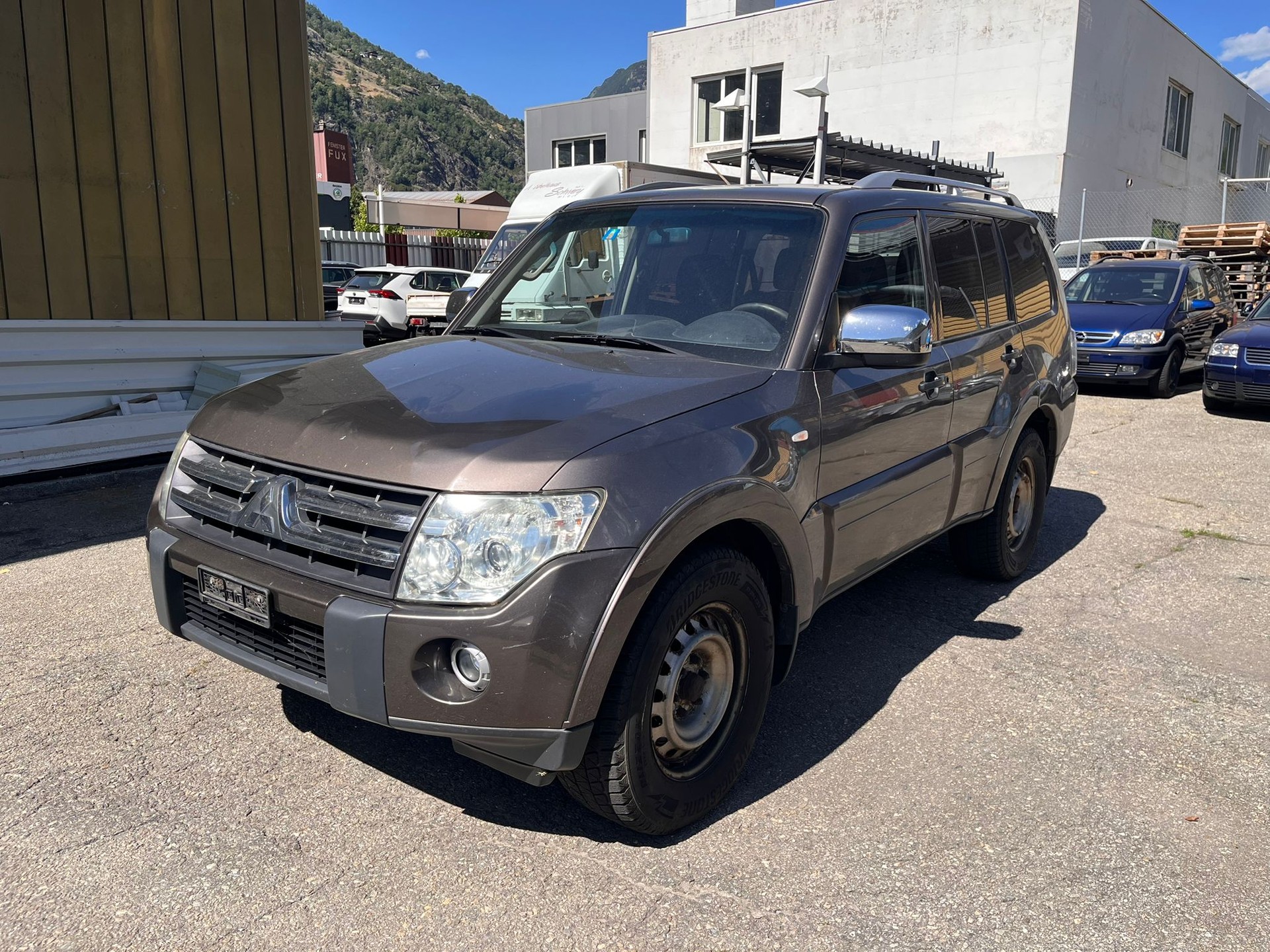 MITSUBISHI Pajero 3.2 DI-D Swiss Professional-image-0