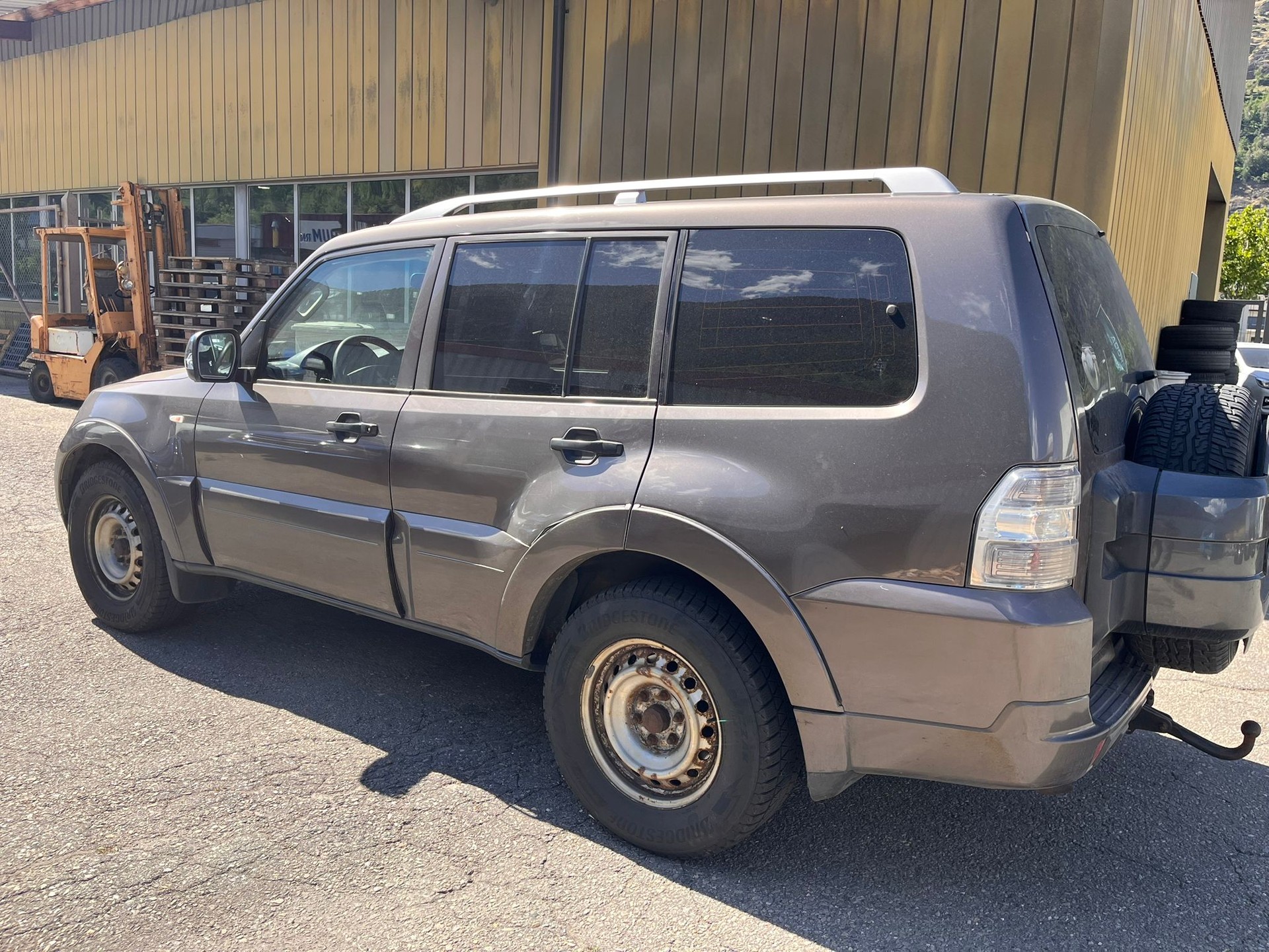 MITSUBISHI Pajero 3.2 DI-D Swiss Professional-image-3