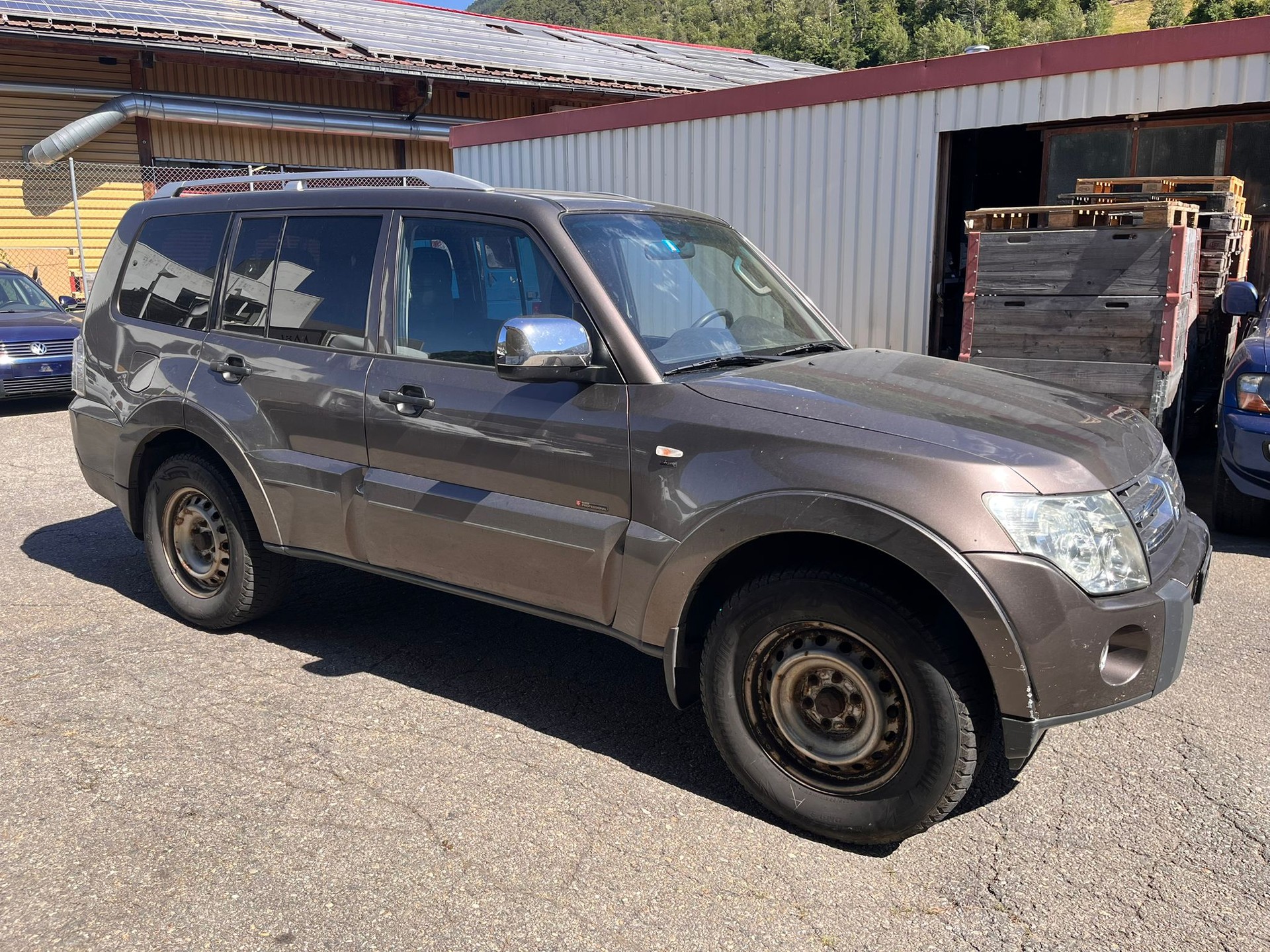 MITSUBISHI Pajero 3.2 DI-D Swiss Professional-image-1