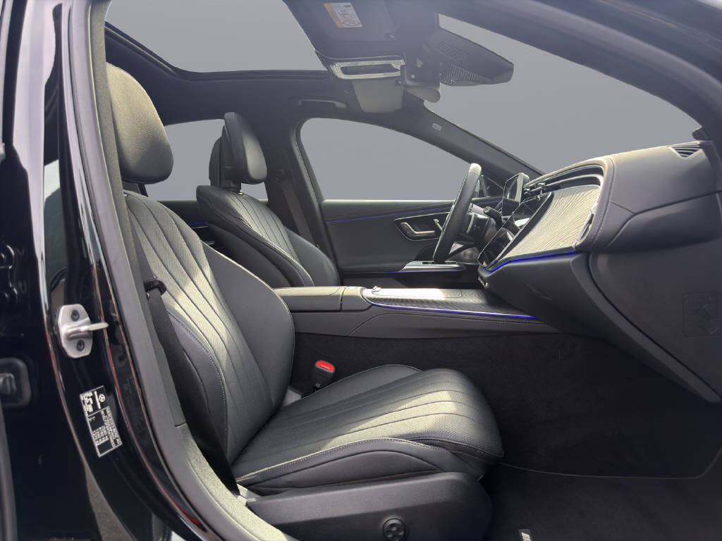 MERCEDES-BENZ E 220 d AMG Line 4matic-image-14