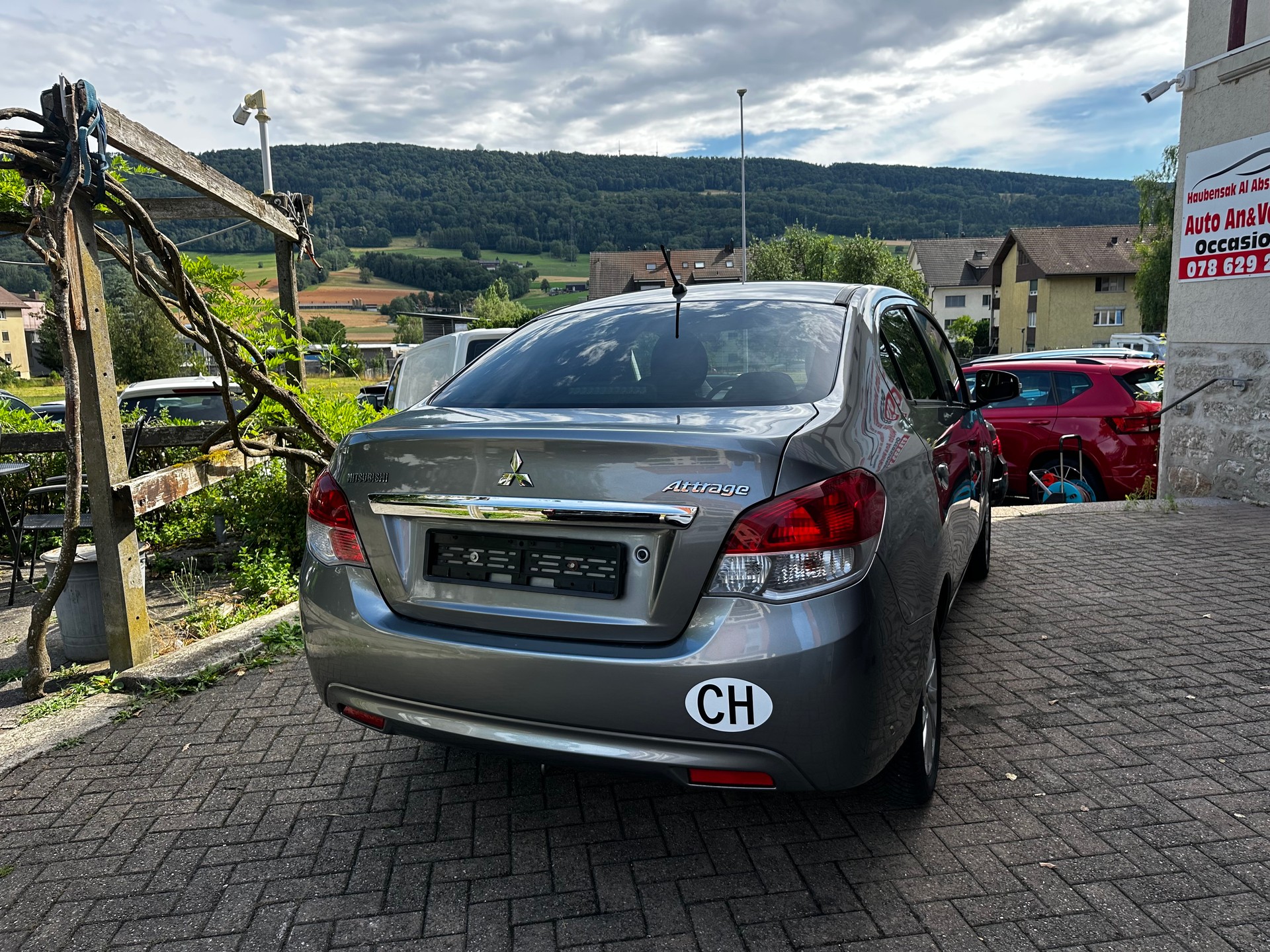 MITSUBISHI Attrage 1.2 Intense-image-2