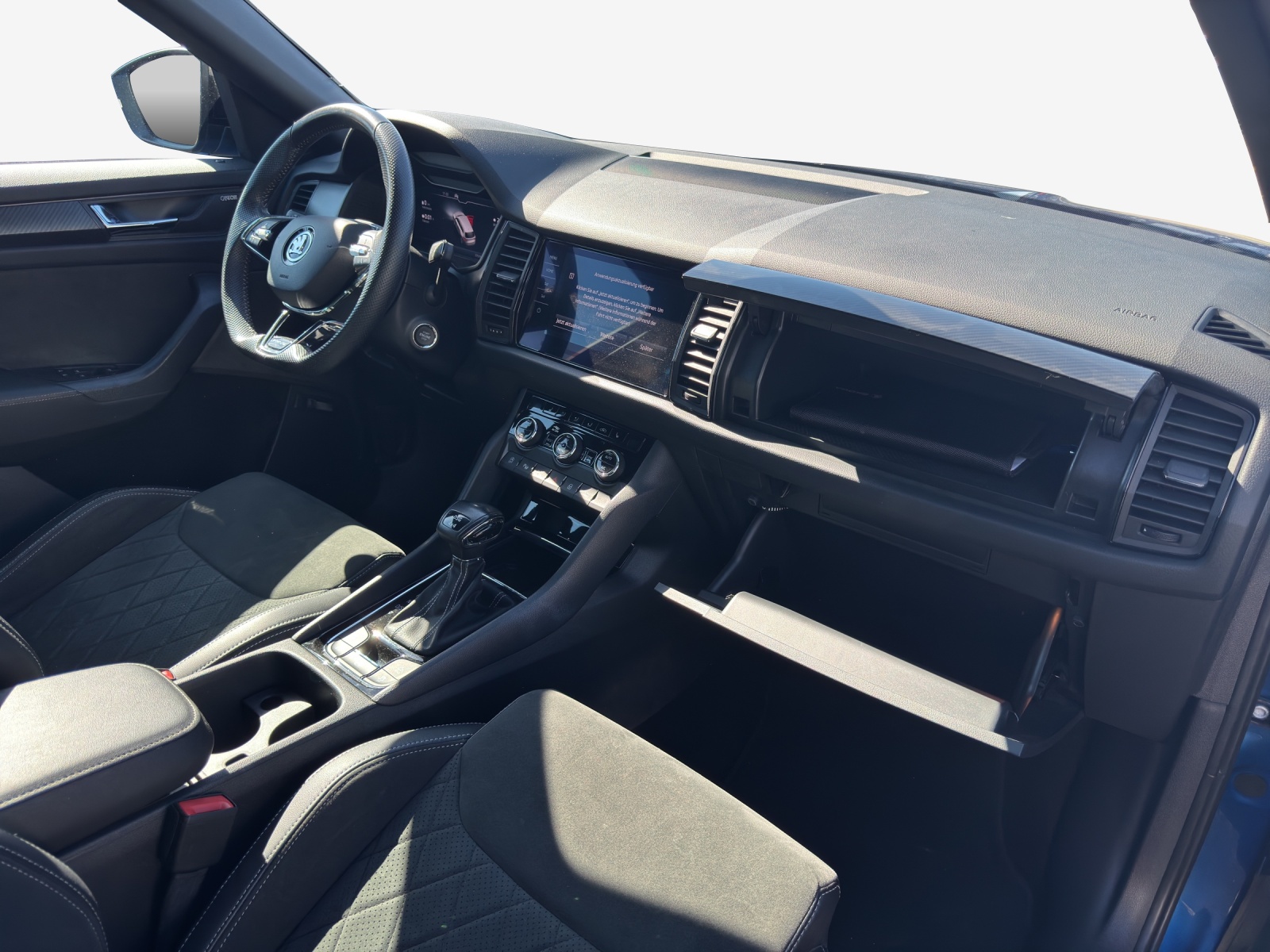 SKODA Kodiaq 2.0 TSI 4x4 Sport Line-image-8