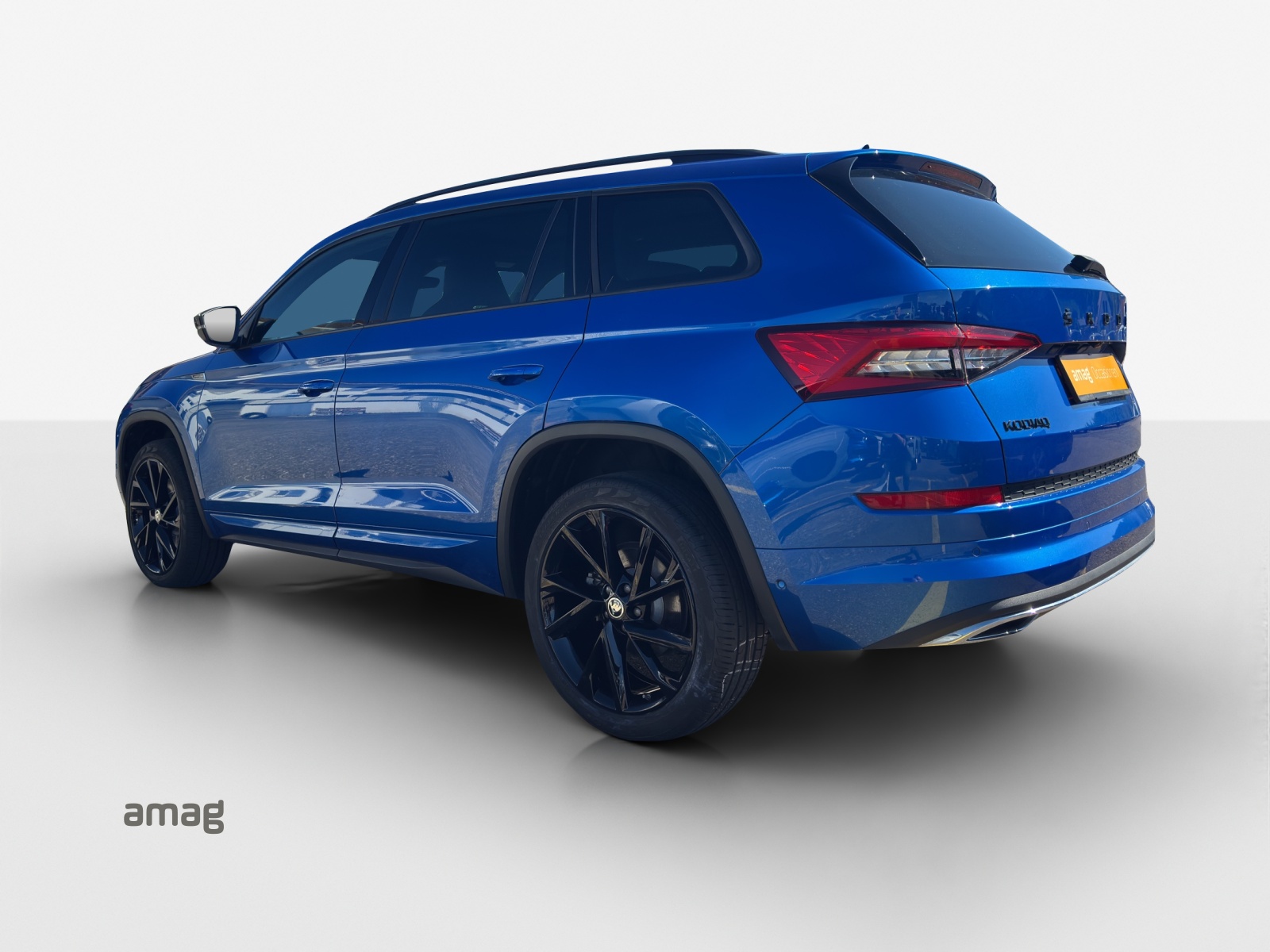 SKODA Kodiaq 2.0 TSI 4x4 Sport Line-image-2