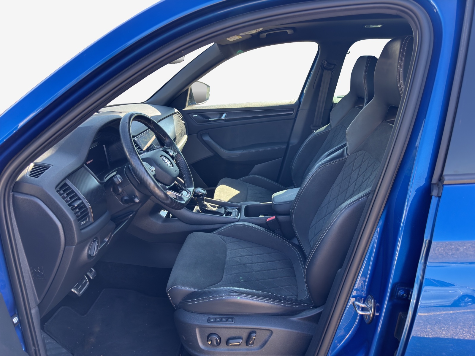 SKODA Kodiaq 2.0 TSI 4x4 Sport Line-image-7