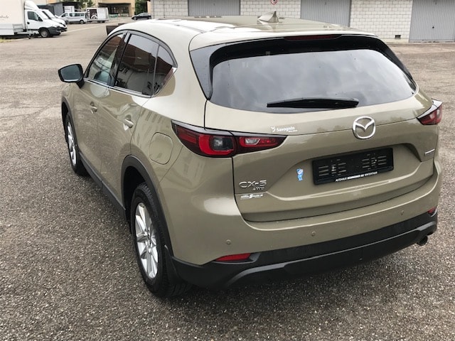 MAZDA CX-5 SKYACTIV-D 184 Revolution AWD Automat-image-2