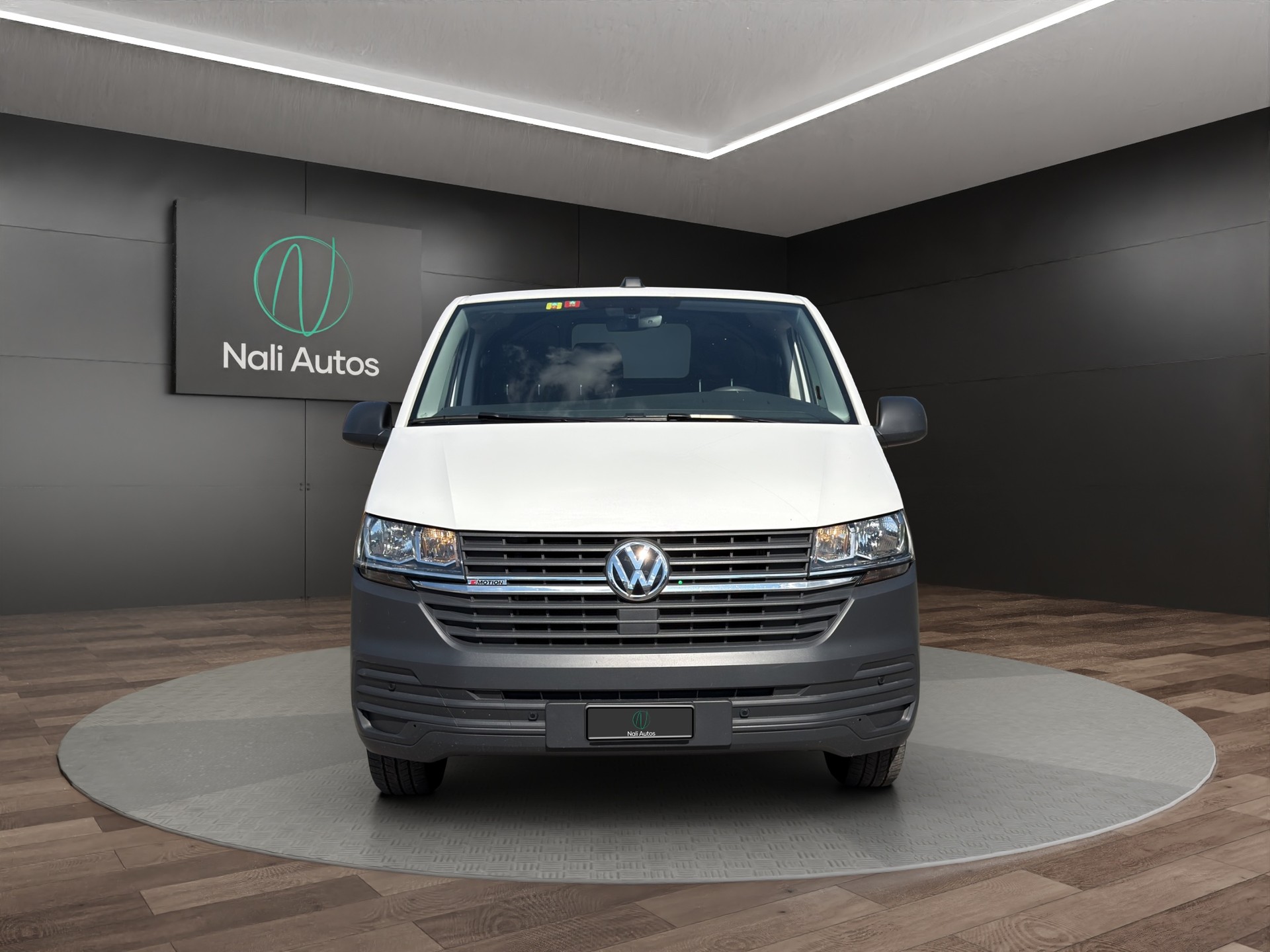 VW T6.1 2.0 TDI 4Motion DSG-image-5