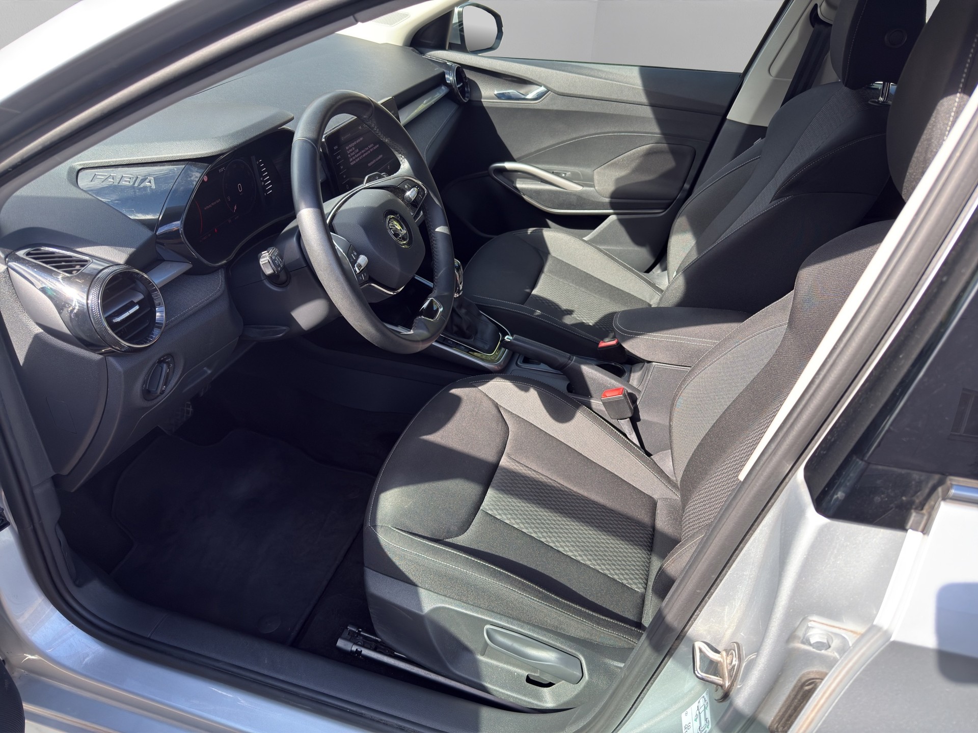 SKODA Fabia 1.0 TSI Style DSG * Garantie * 8 fach *-image-6