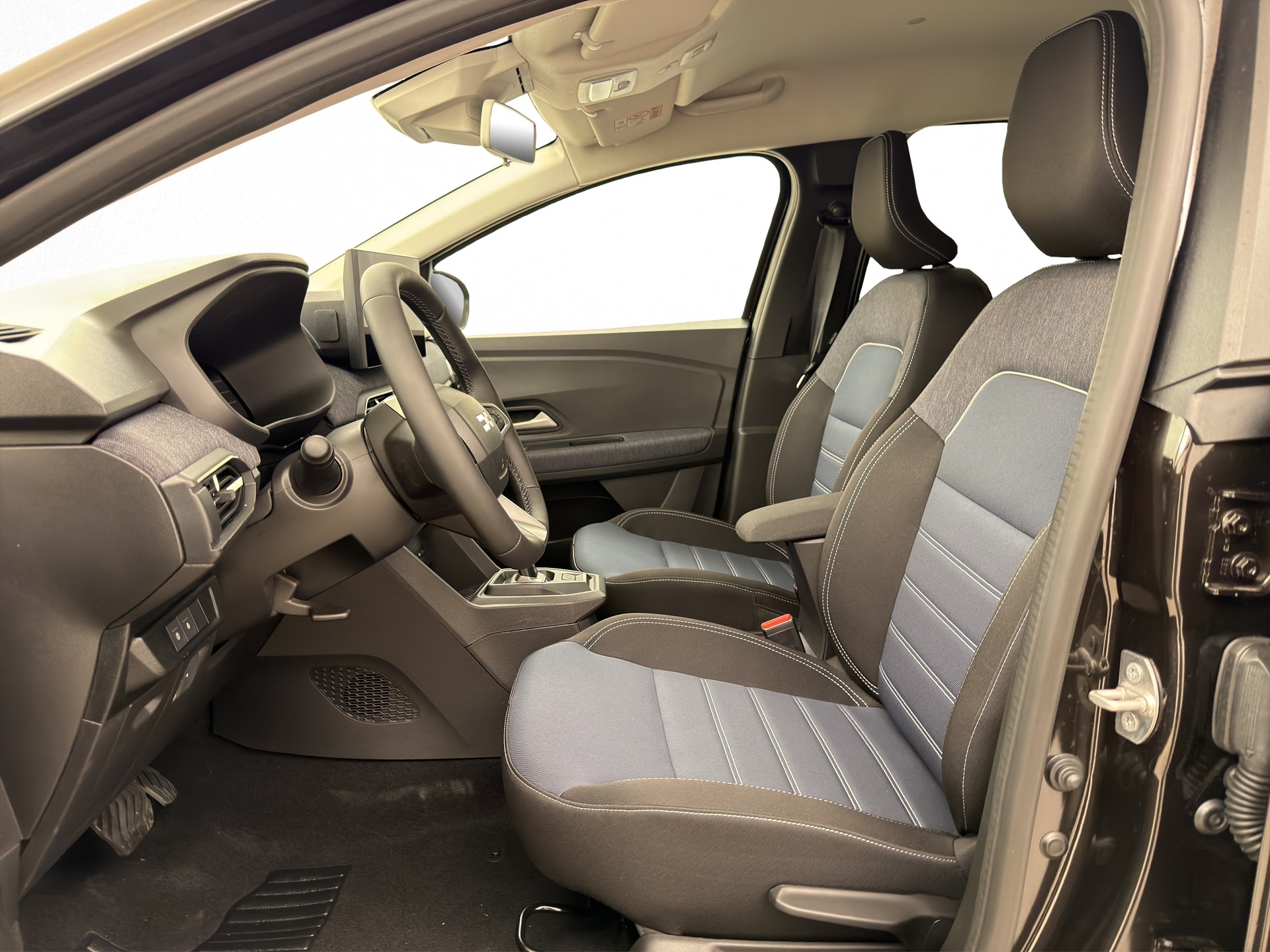 DACIA Jogger 1.8 Hybrid Journey 7P-image-6