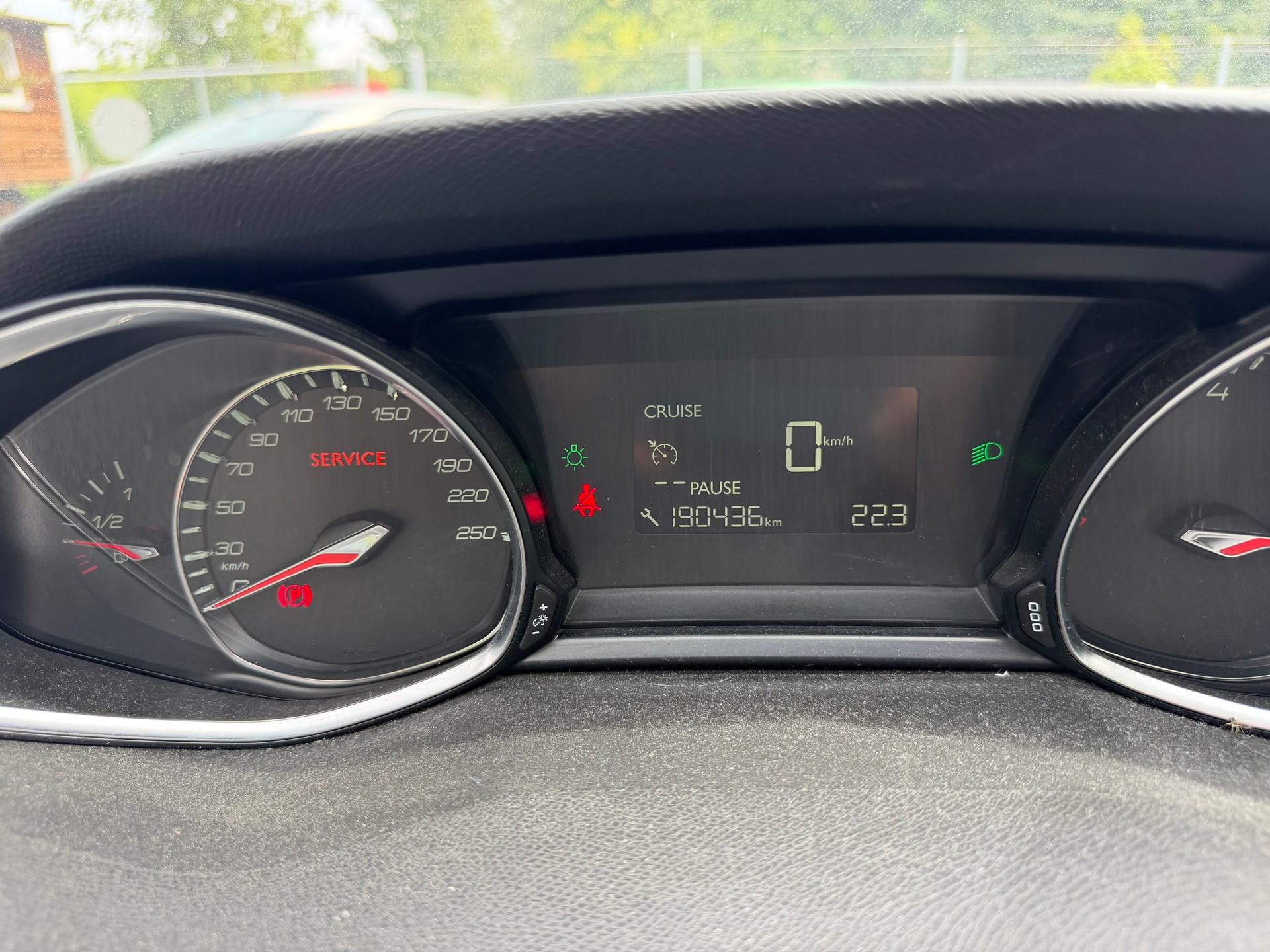 PEUGEOT 308 1.6 THP Allure-image-8