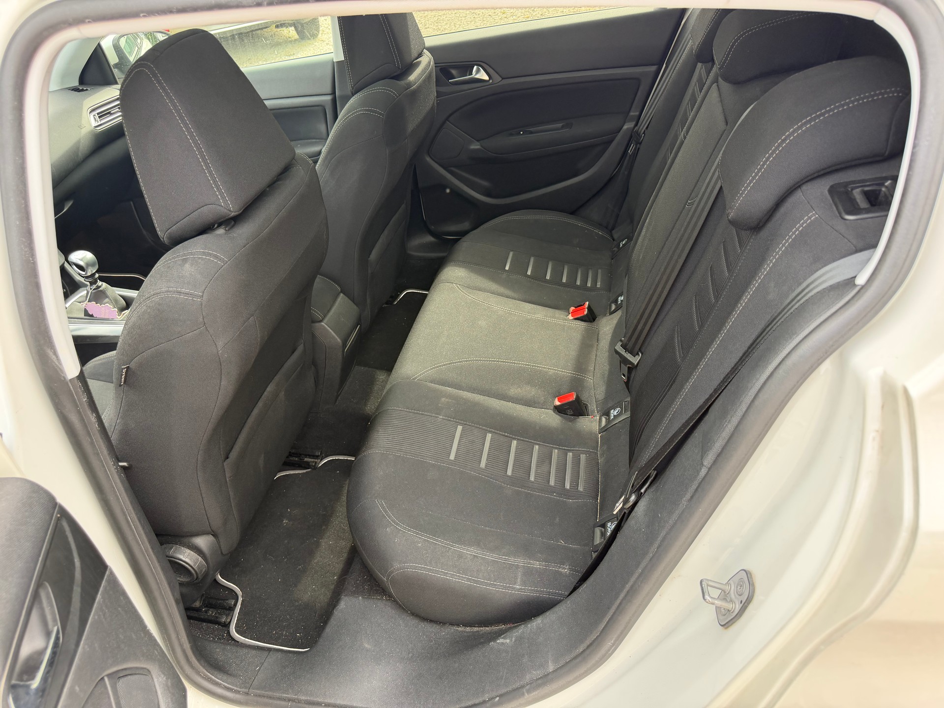 PEUGEOT 308 1.6 THP Allure-image-5