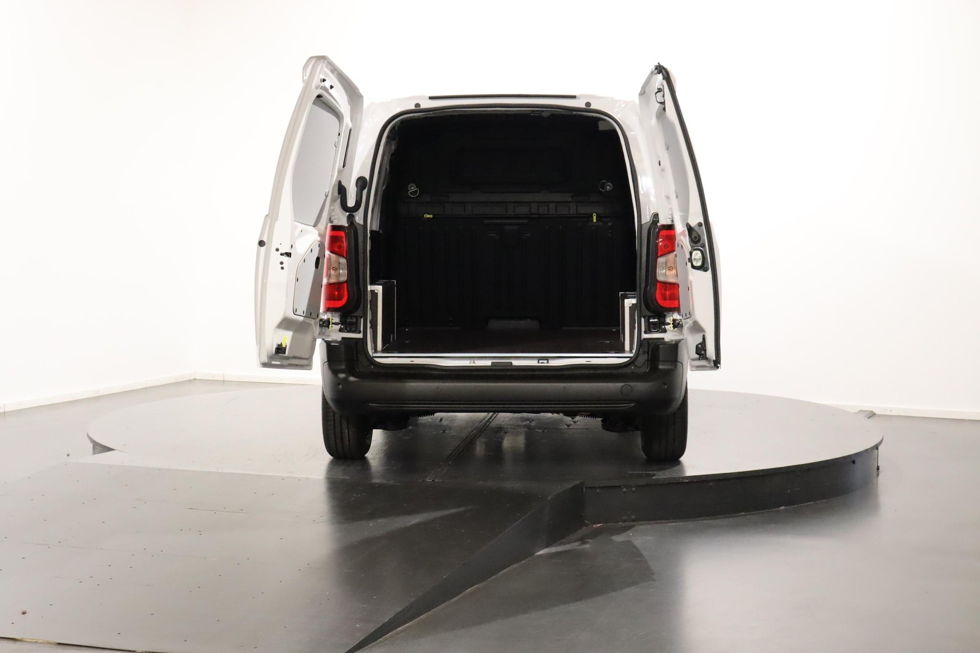 OPEL Combo Cargo 2.0 t 1.2 S/S-image-4
