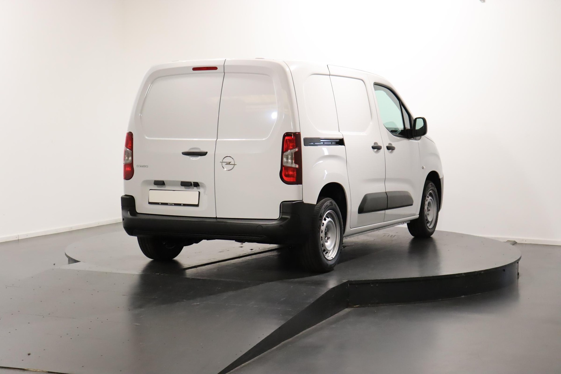 OPEL Combo Cargo 2.0 t 1.2 S/S-showroom-element-3