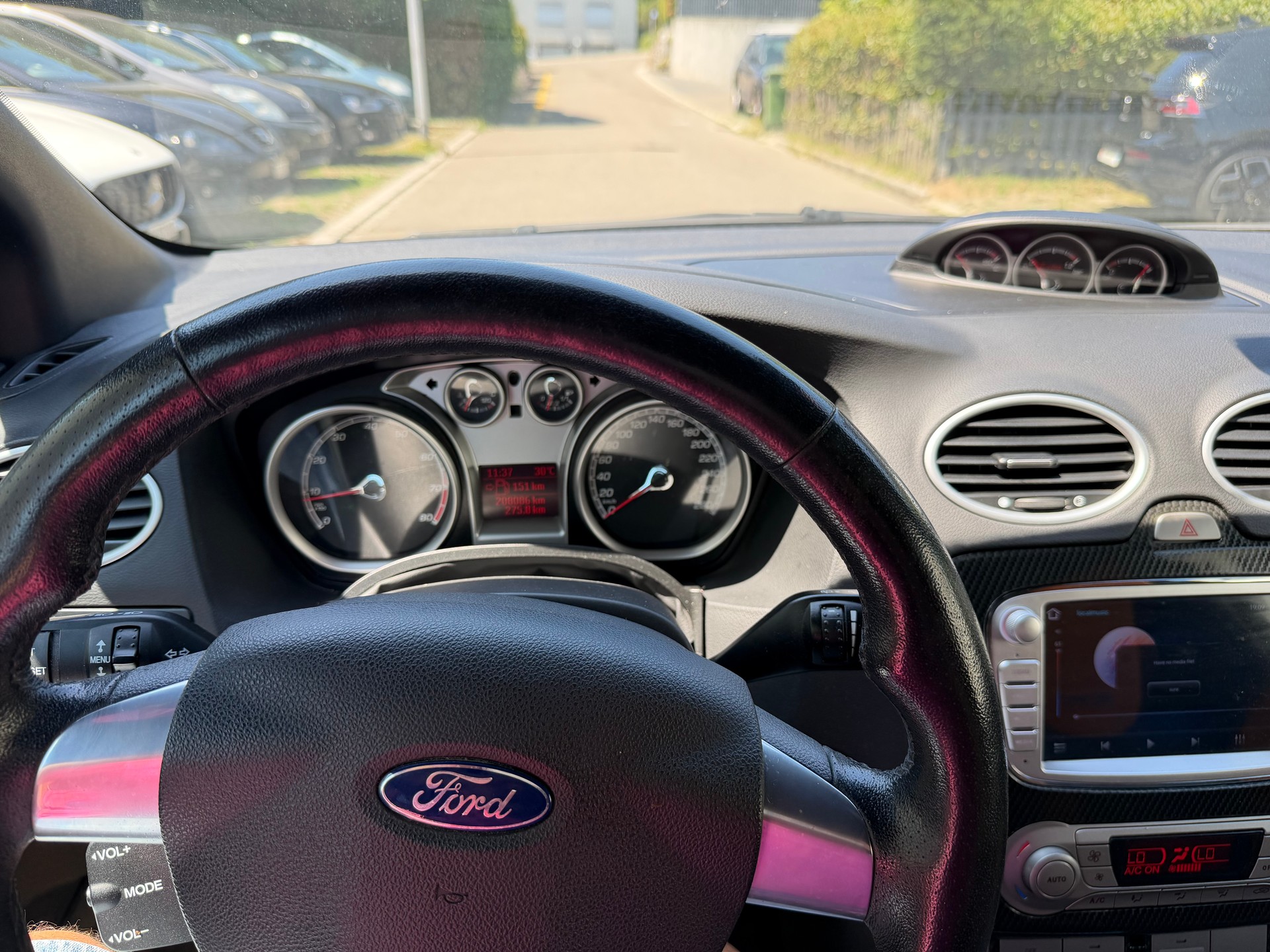 FORD Focus 2.5 Turbo ST-image-9