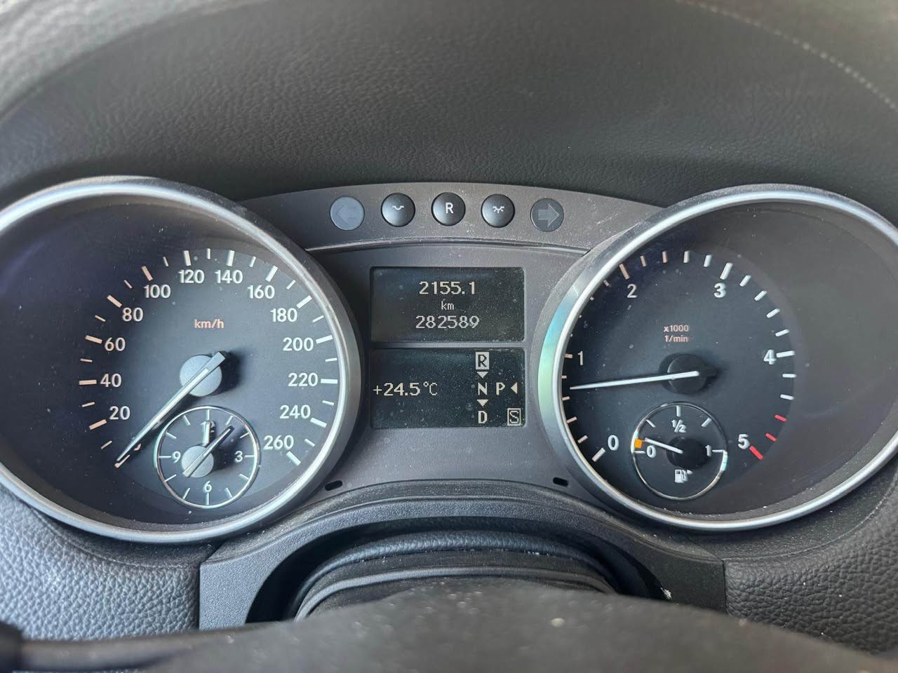 MERCEDES-BENZ GL 320 CDI 4Matic 7G-Tronic-image-13