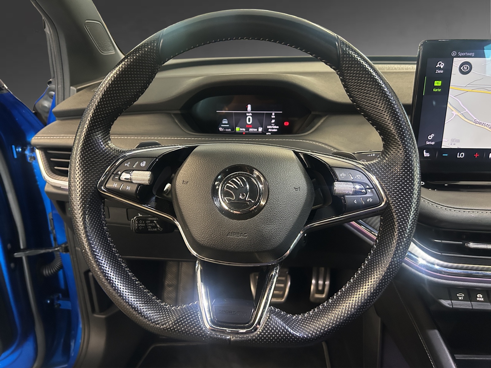 SKODA Enyaq iV 80x SportLine-image-8