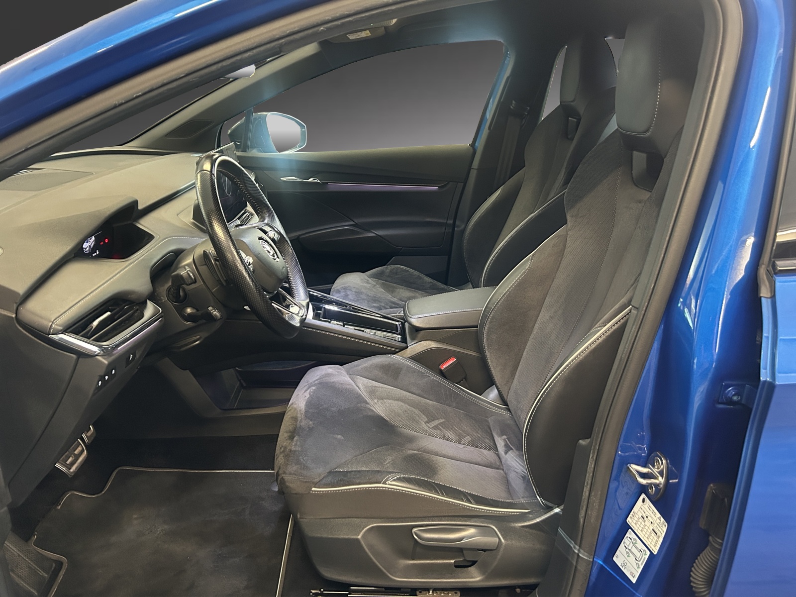 SKODA Enyaq iV 80x SportLine-image-5