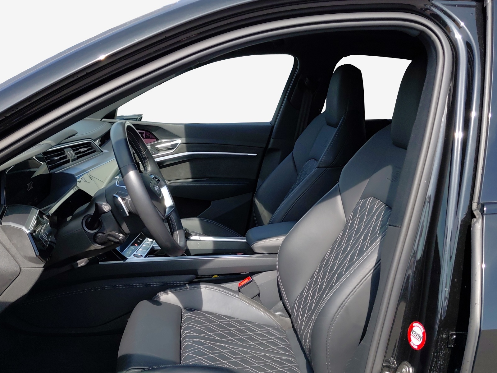 AUDI e-tron S Sportback quattro-image-8
