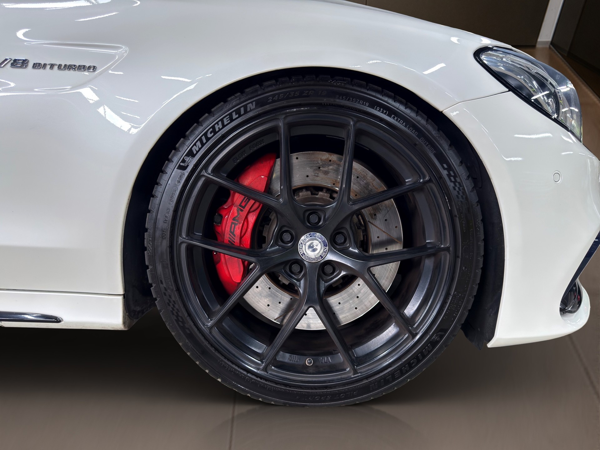 MERCEDES-BENZ C 63 S AMG Speedshift-image-8