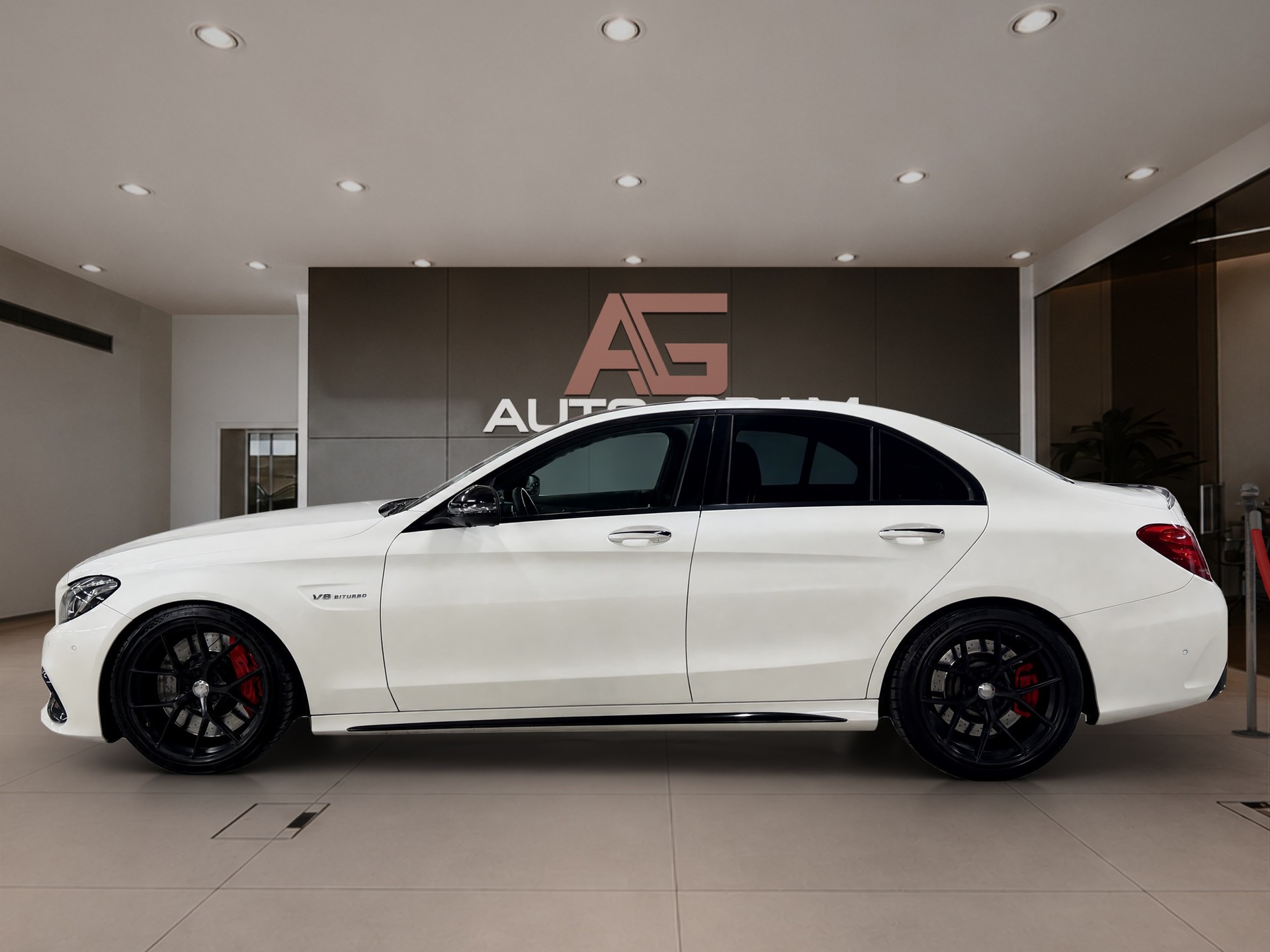 MERCEDES-BENZ C 63 S AMG Speedshift-image-1