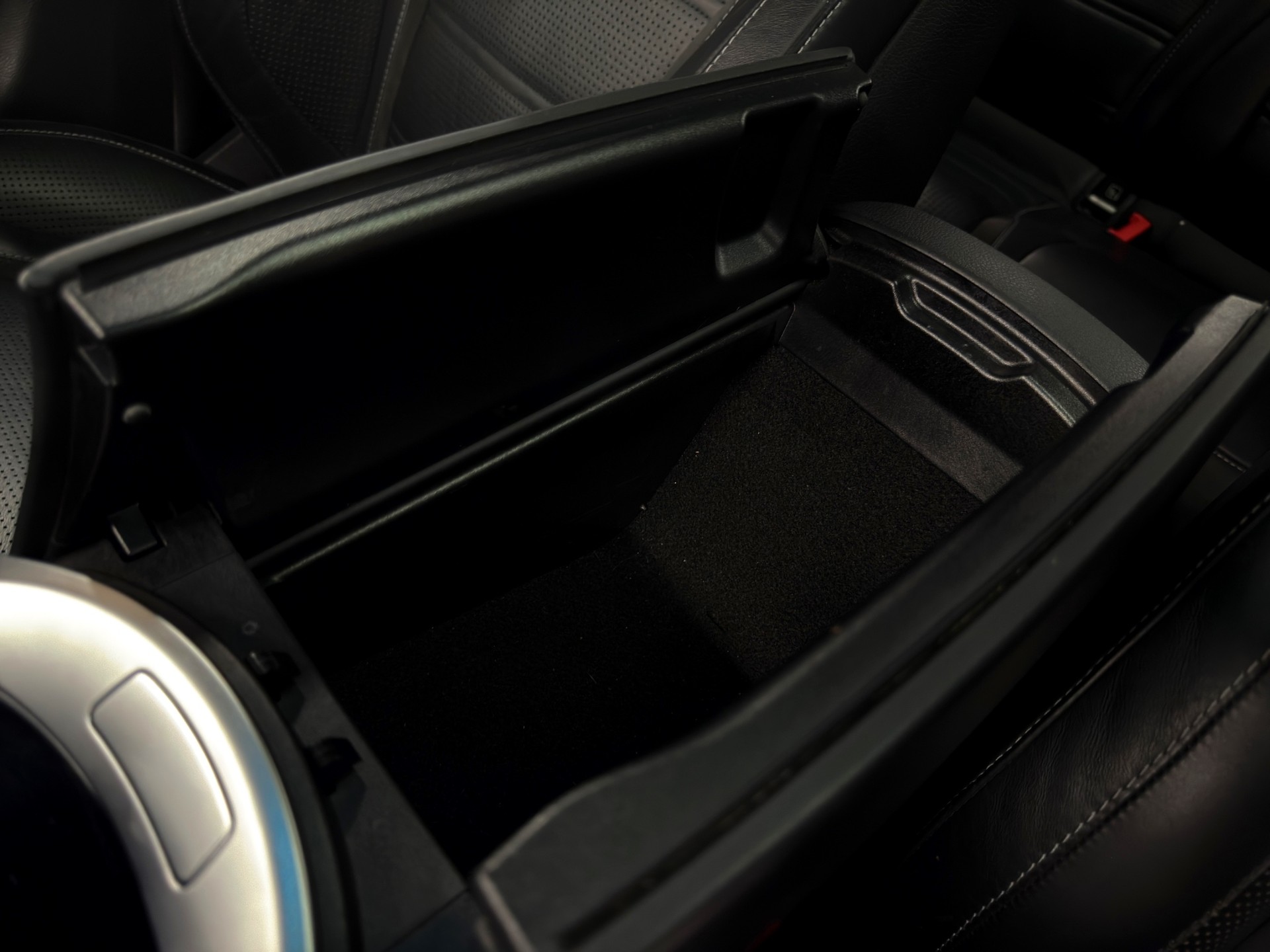 MERCEDES-BENZ C 63 S AMG Speedshift-image-21