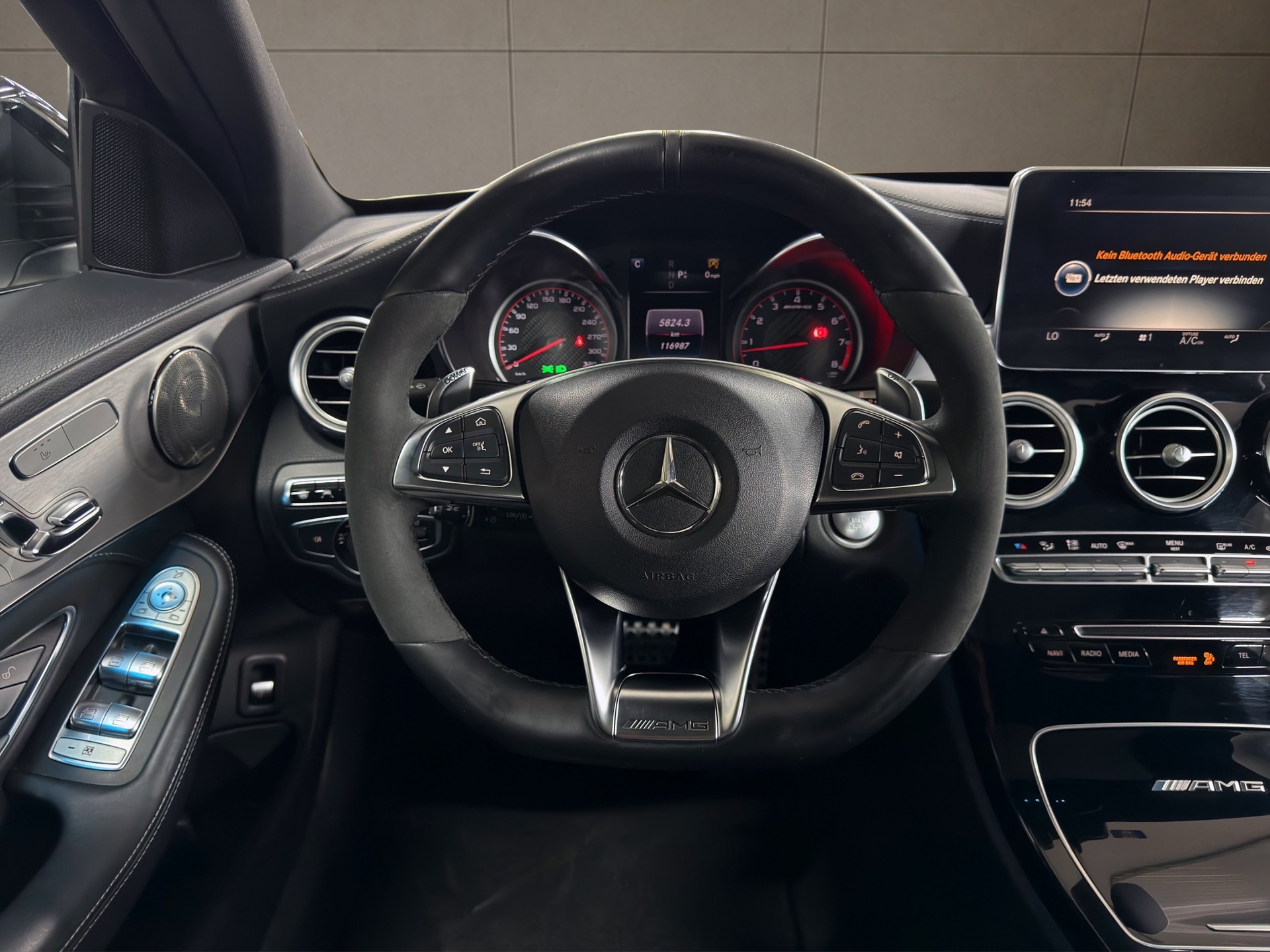 MERCEDES-BENZ C 63 S AMG Speedshift-image-15