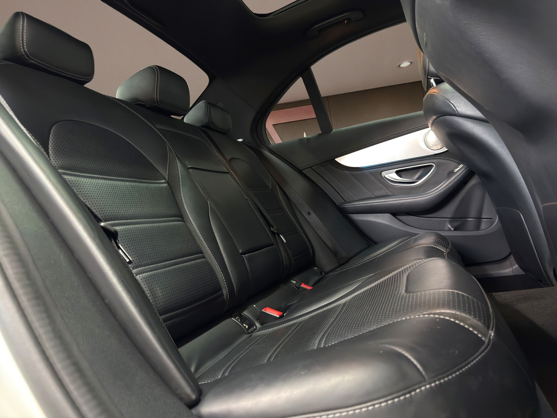 MERCEDES-BENZ C 63 S AMG Speedshift-image-30