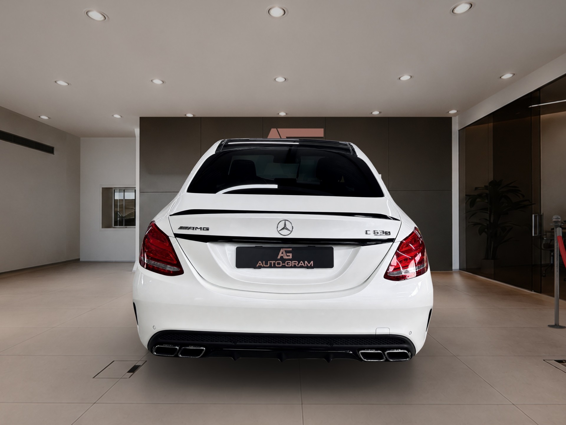 MERCEDES-BENZ C 63 S AMG Speedshift-image-3