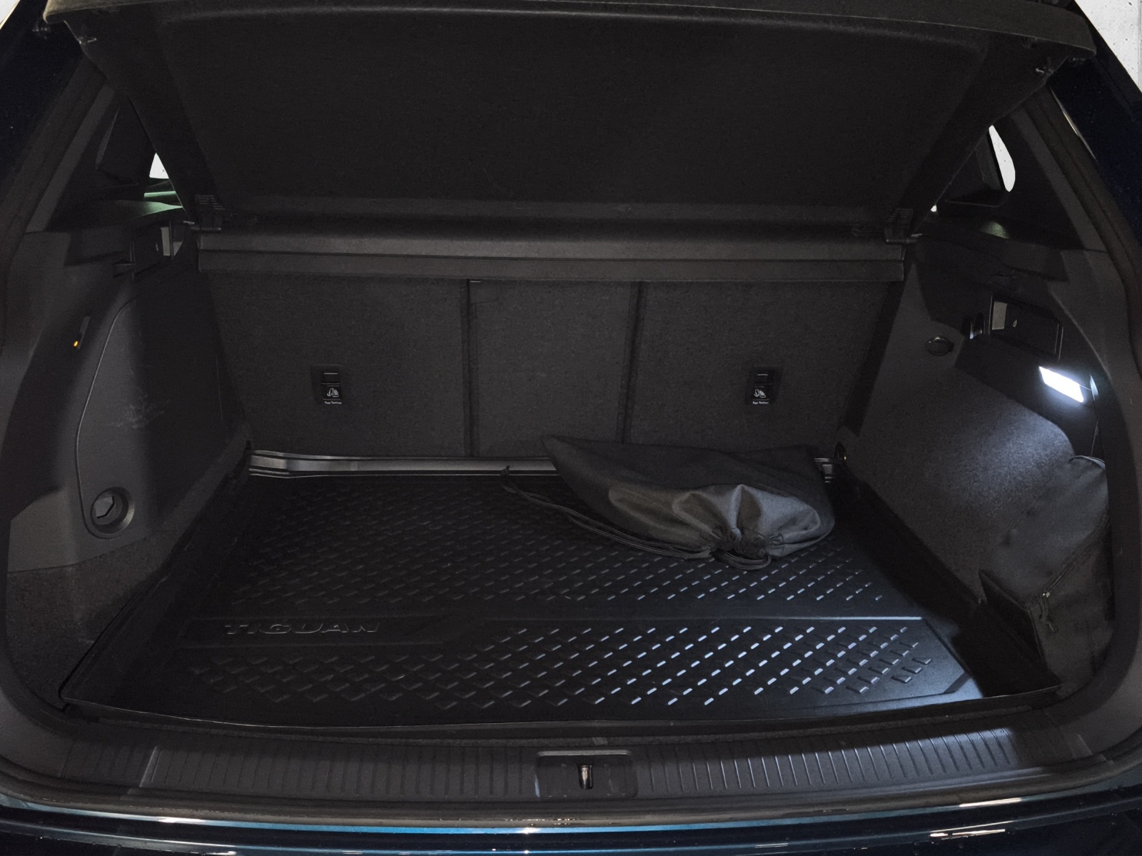VW Tiguan 1.4TSI PHEV R-Line DSG-image-13