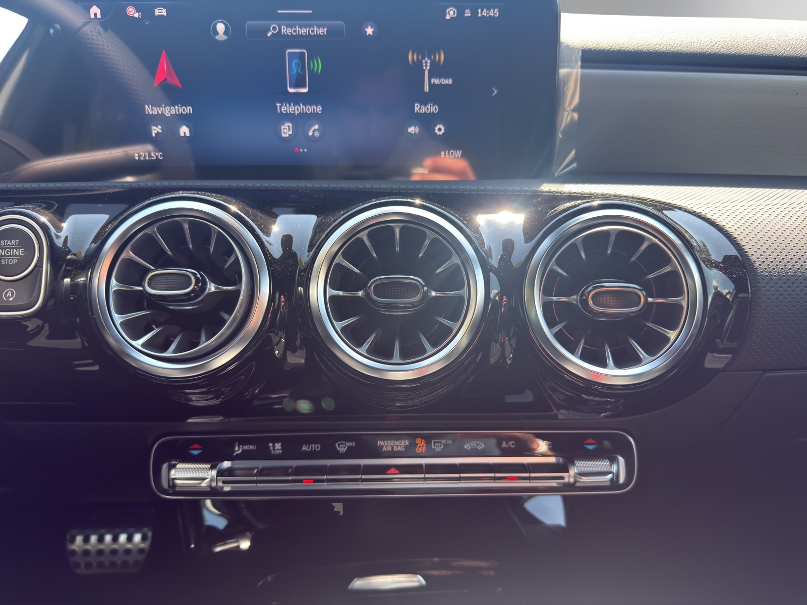 MERCEDES-BENZ A 200 Night Star 7G-DCT-image-12