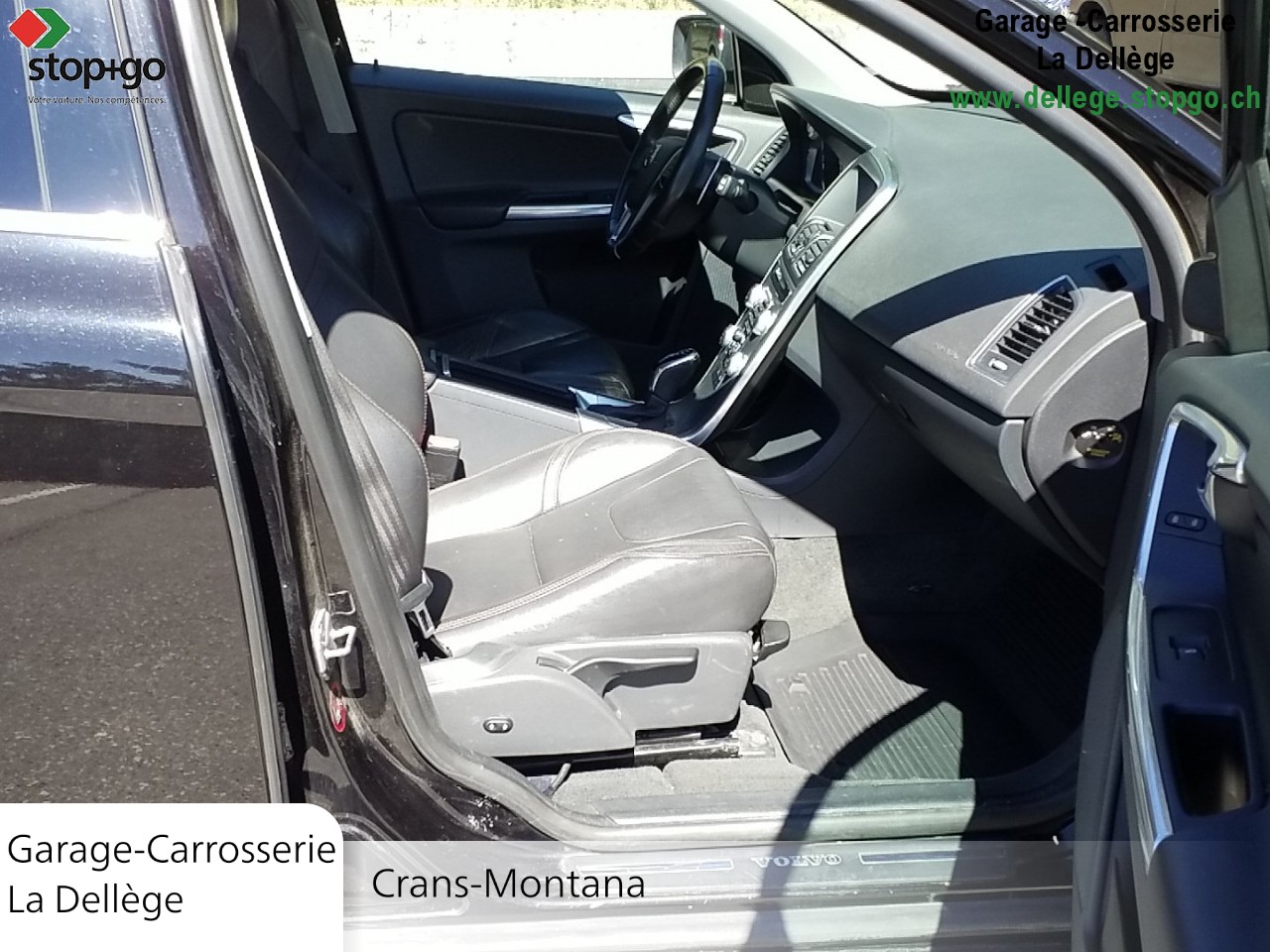 VOLVO XC60 T6 AWD Summum Geartronic-image-17