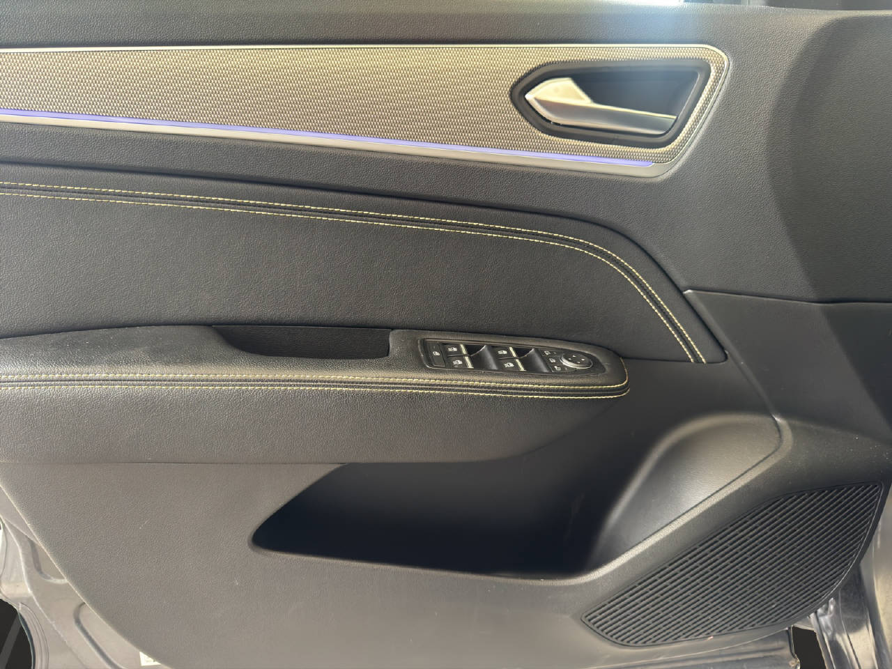 RENAULT Arkana 1.3 TCe techno EDC-Automat-image-10