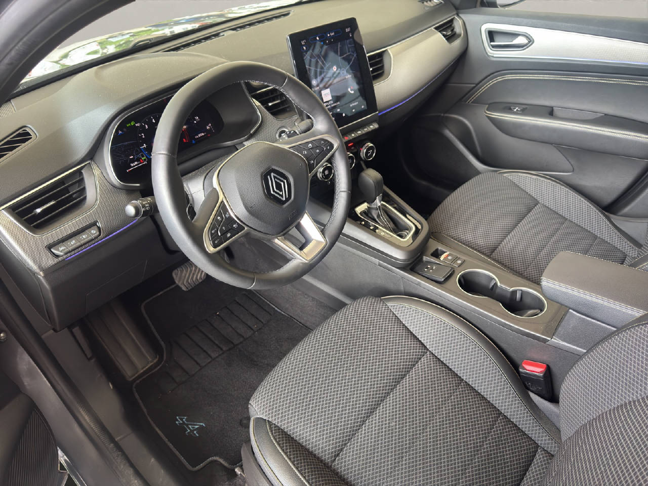 RENAULT Arkana 1.3 TCe techno EDC-Automat-image-5