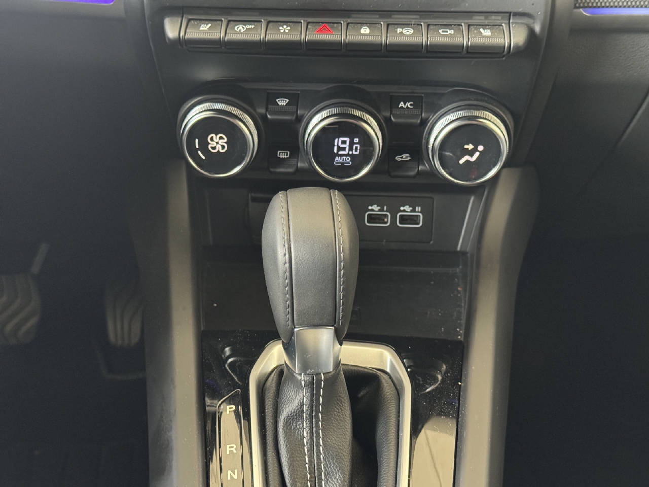 RENAULT Arkana 1.3 TCe techno EDC-Automat-image-13