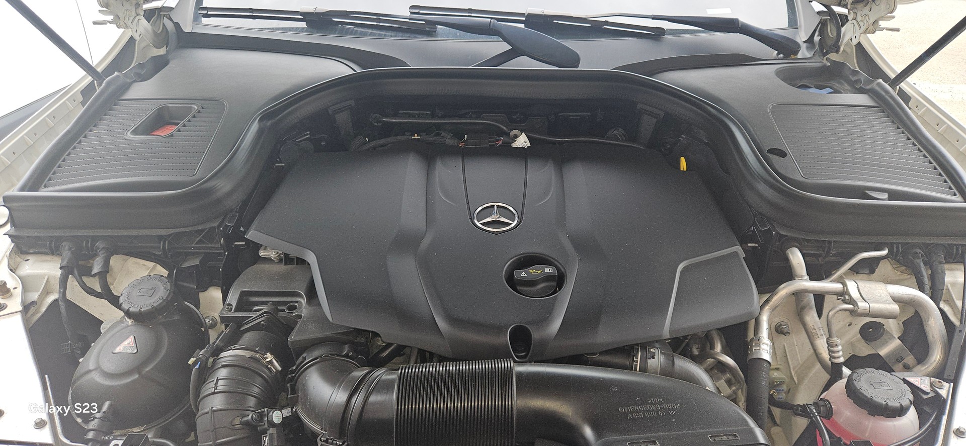 MERCEDES-BENZ GLC 220 d Exclusive 4m-image-0