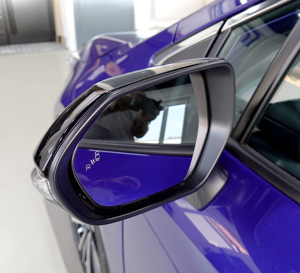 TOYOTA Corolla 2.0 HSD Trend e- CVT-image-14