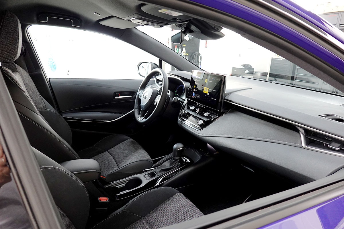 TOYOTA Corolla 2.0 HSD Trend e- CVT-image-5