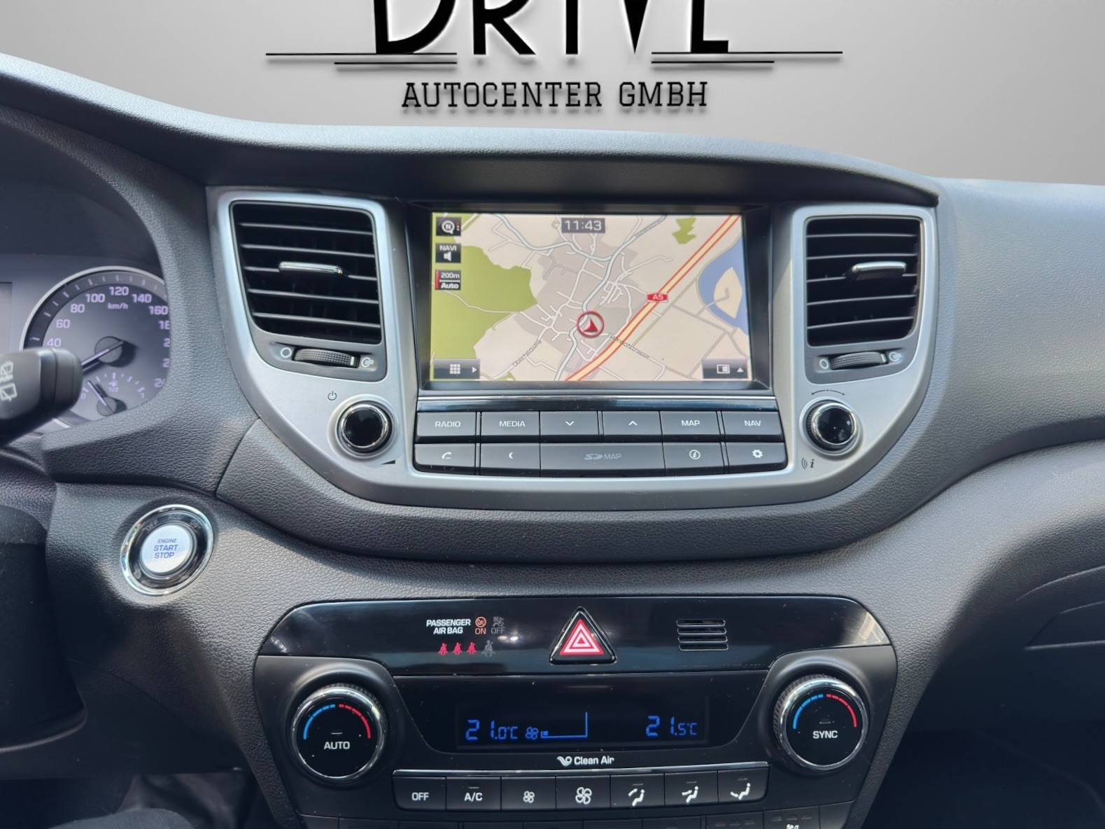 HYUNDAI Tucson 1.6 TGDI Plena 4WD Automatic-image-13