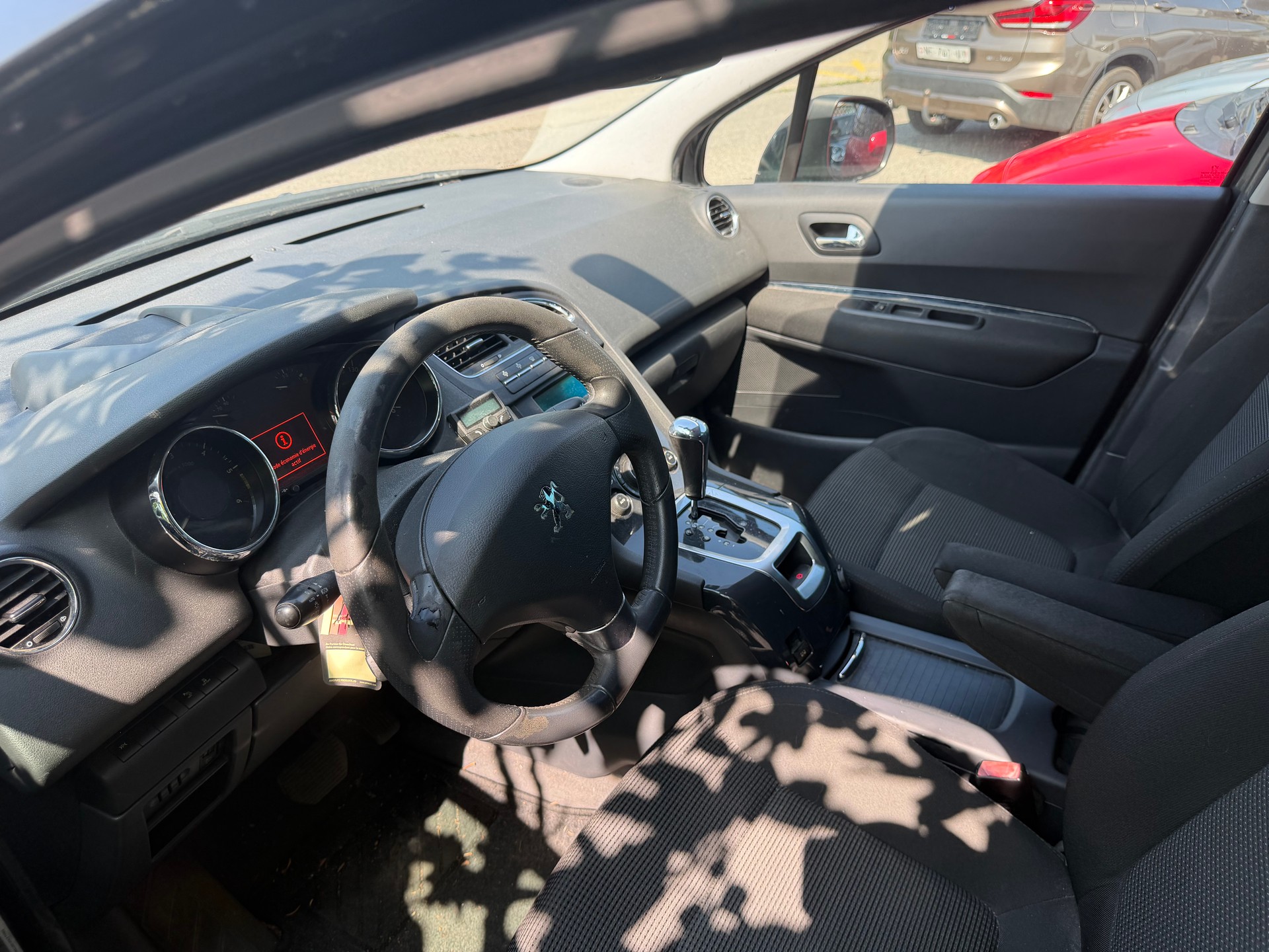 PEUGEOT 5008 2.0 HDI Sport Pack Automatic-image-5