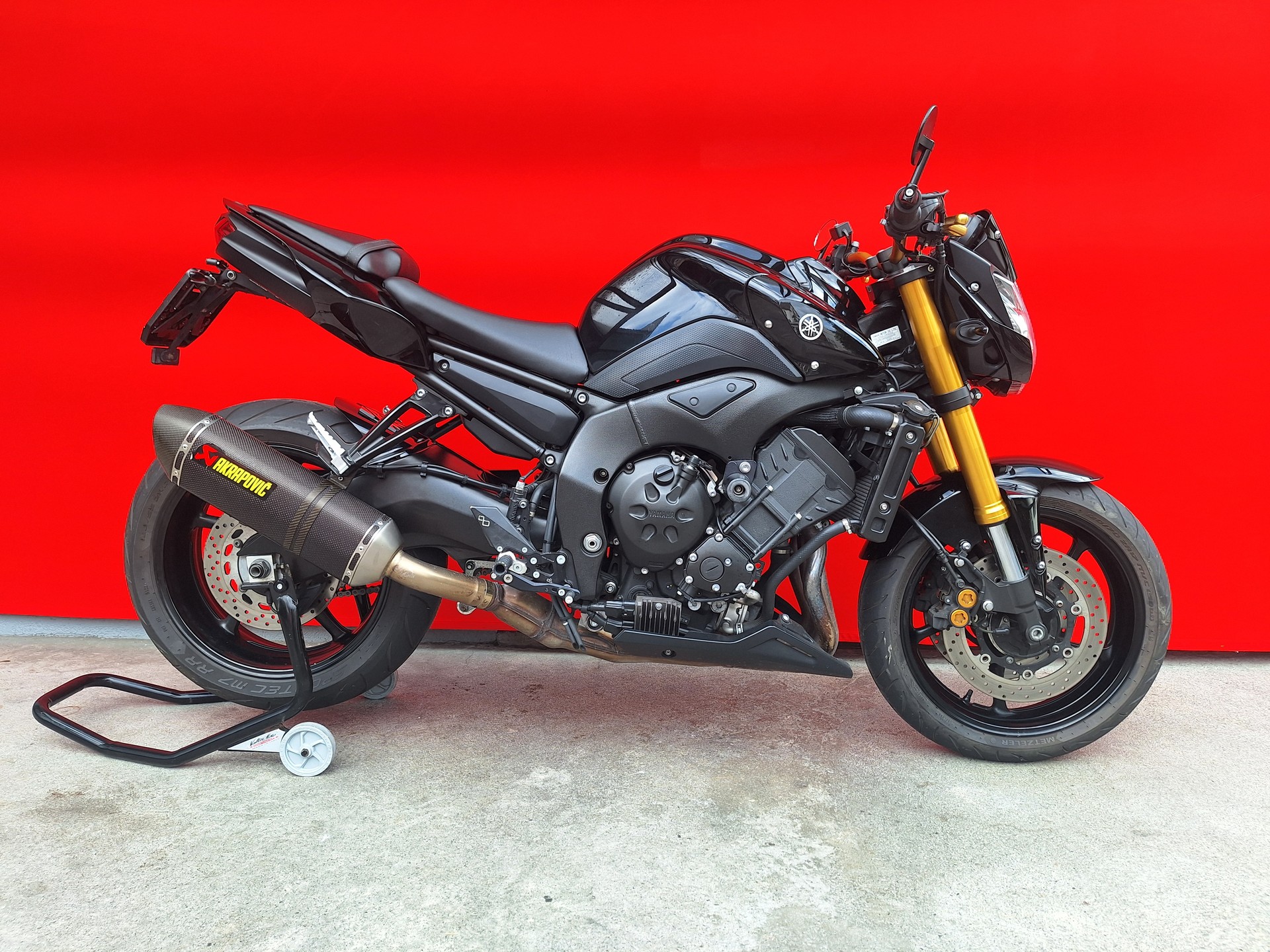 YAMAHA FZ8 N ABS-image-1