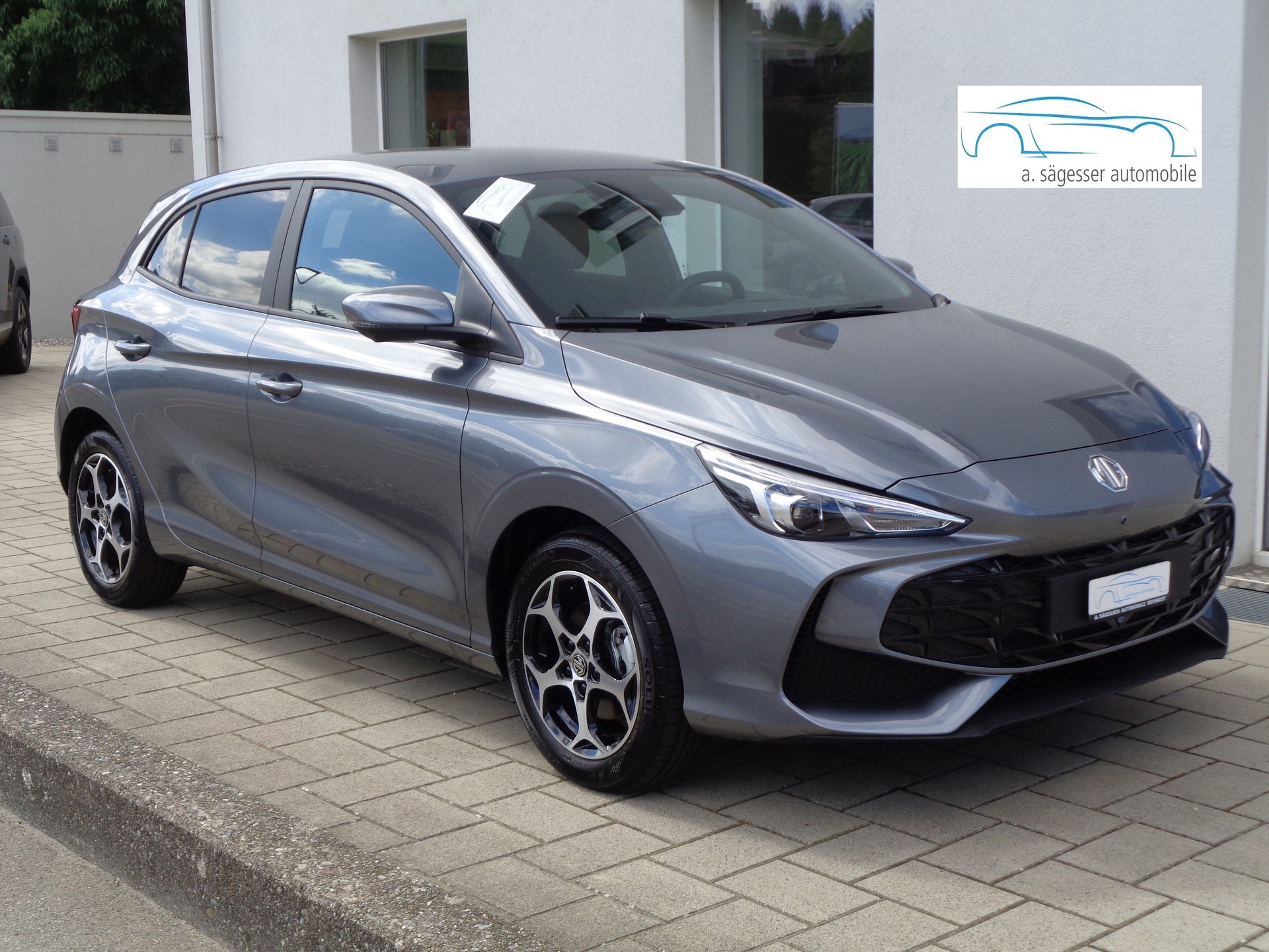 MG 3 1.5 Hybrid Luxury Aut.-image-0