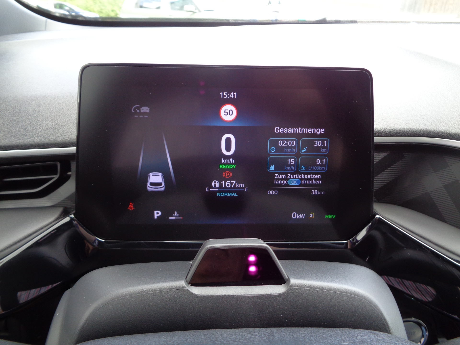 MG 3 1.5 Hybrid Luxury Aut.-image-8