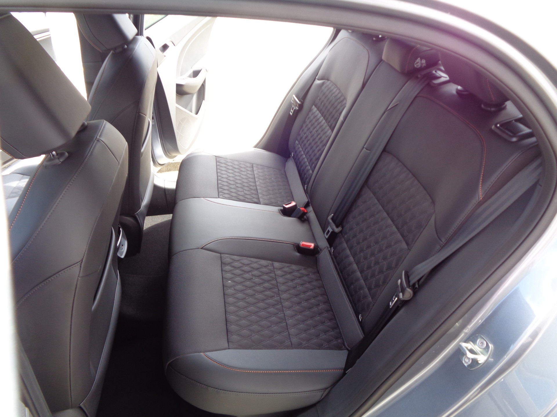 MG 3 1.5 Hybrid Luxury Aut.-image-13