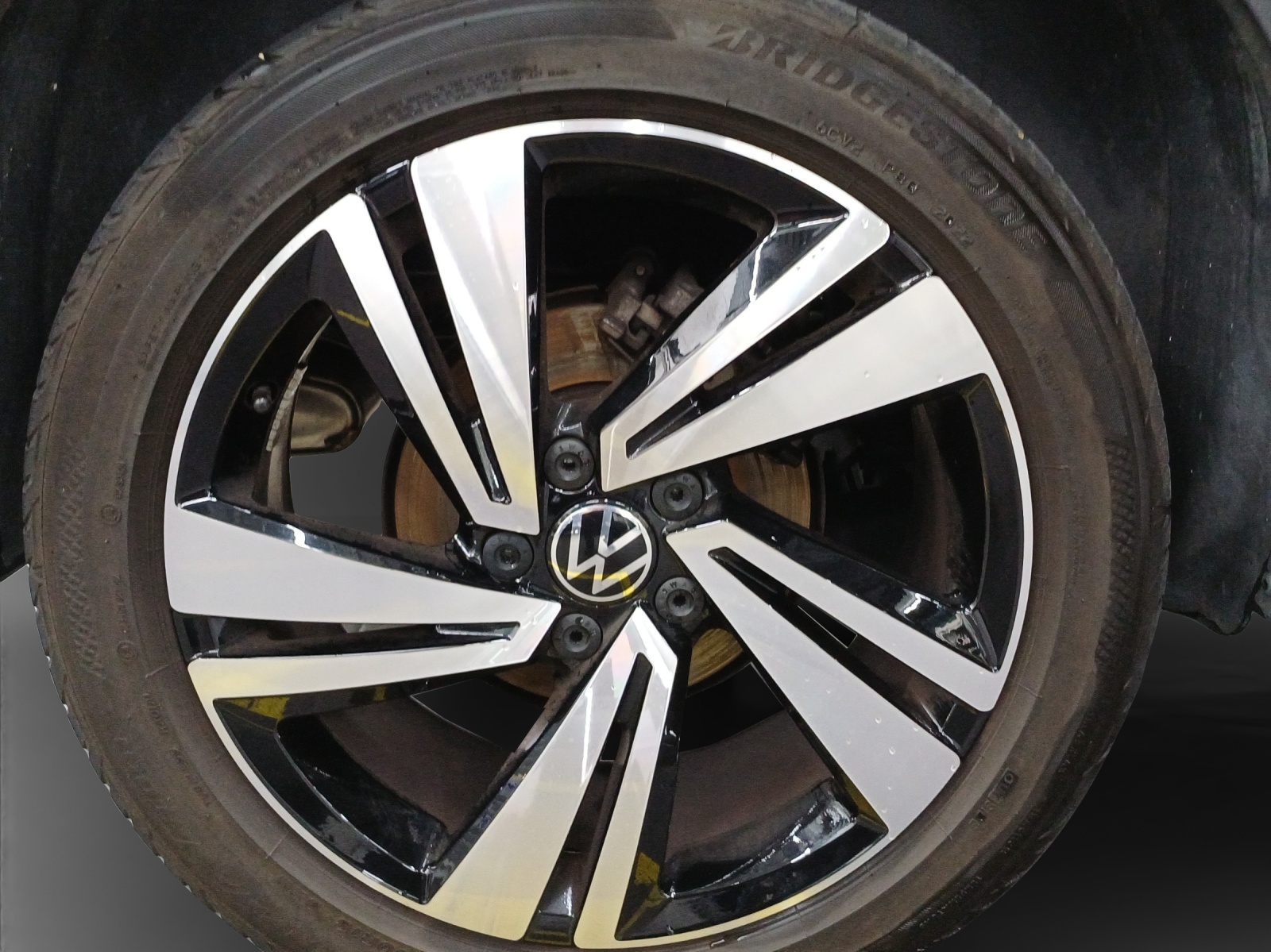 VW T-Roc 1.5 TSI EVO R-Line DSG-image-15