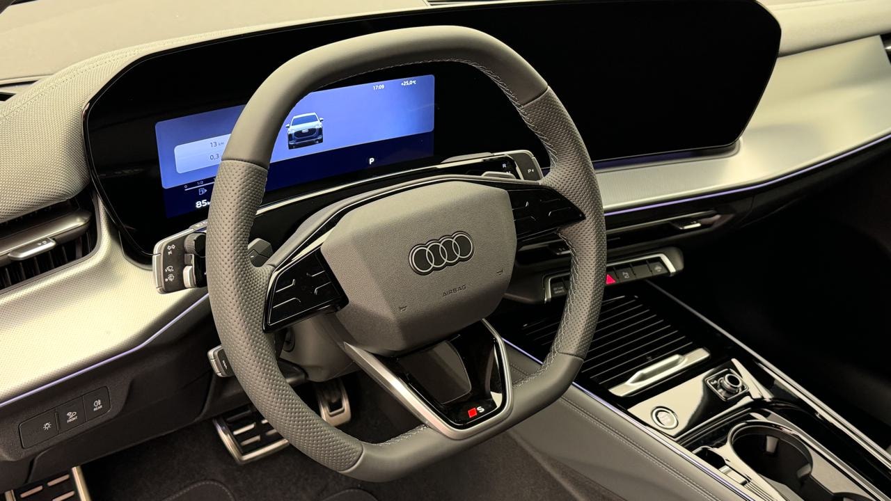 AUDI Q3 SUV TFSI quattro 195 kW S tronic-image-6