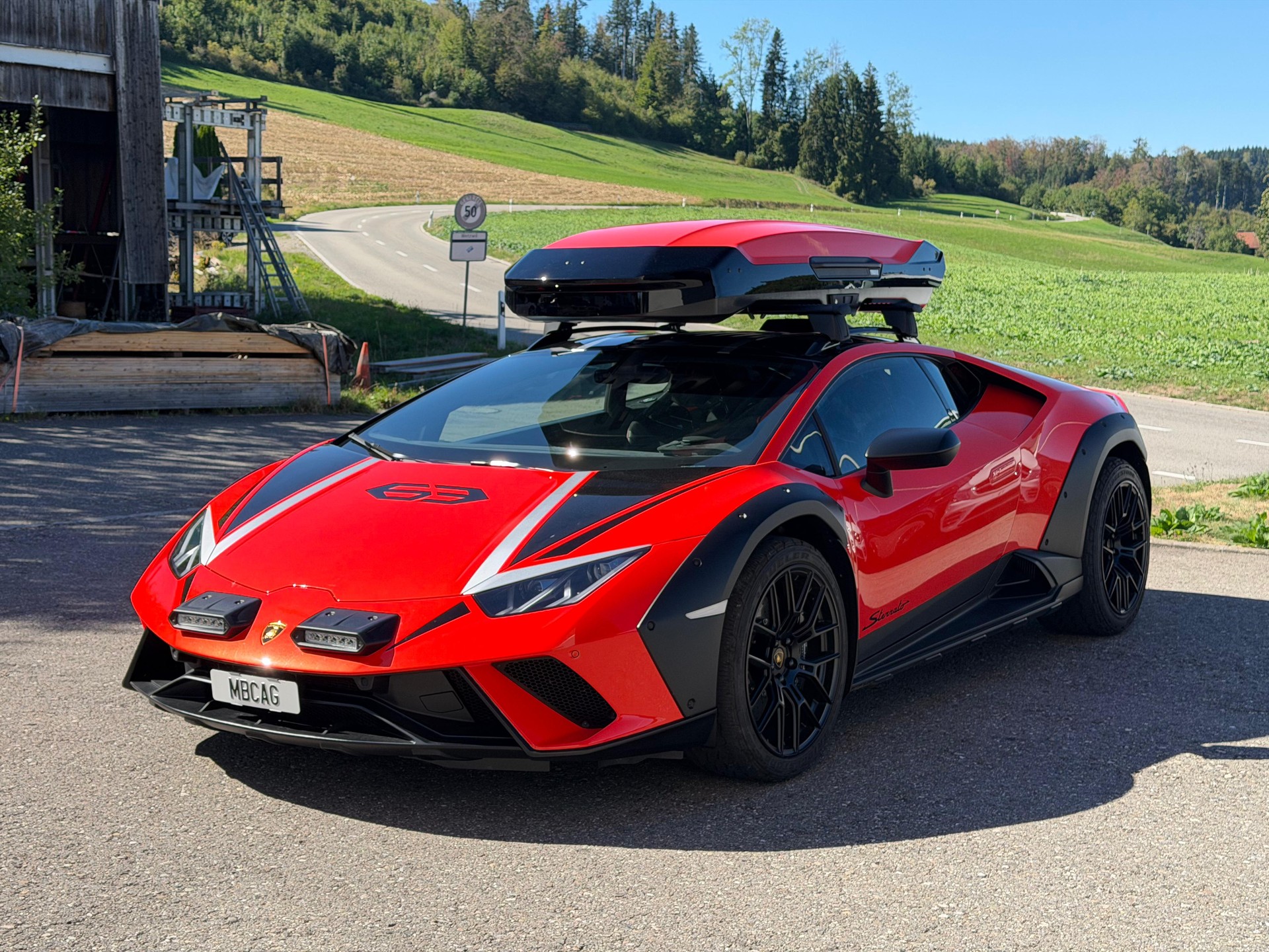 LAMBORGHINI Huracan Sterrato, volle Optionen, Carbon Türpanelen, Telemetrie, 63 Edition, Lamborghini Voll-Garantie bis 2028 / 1 of 1499
